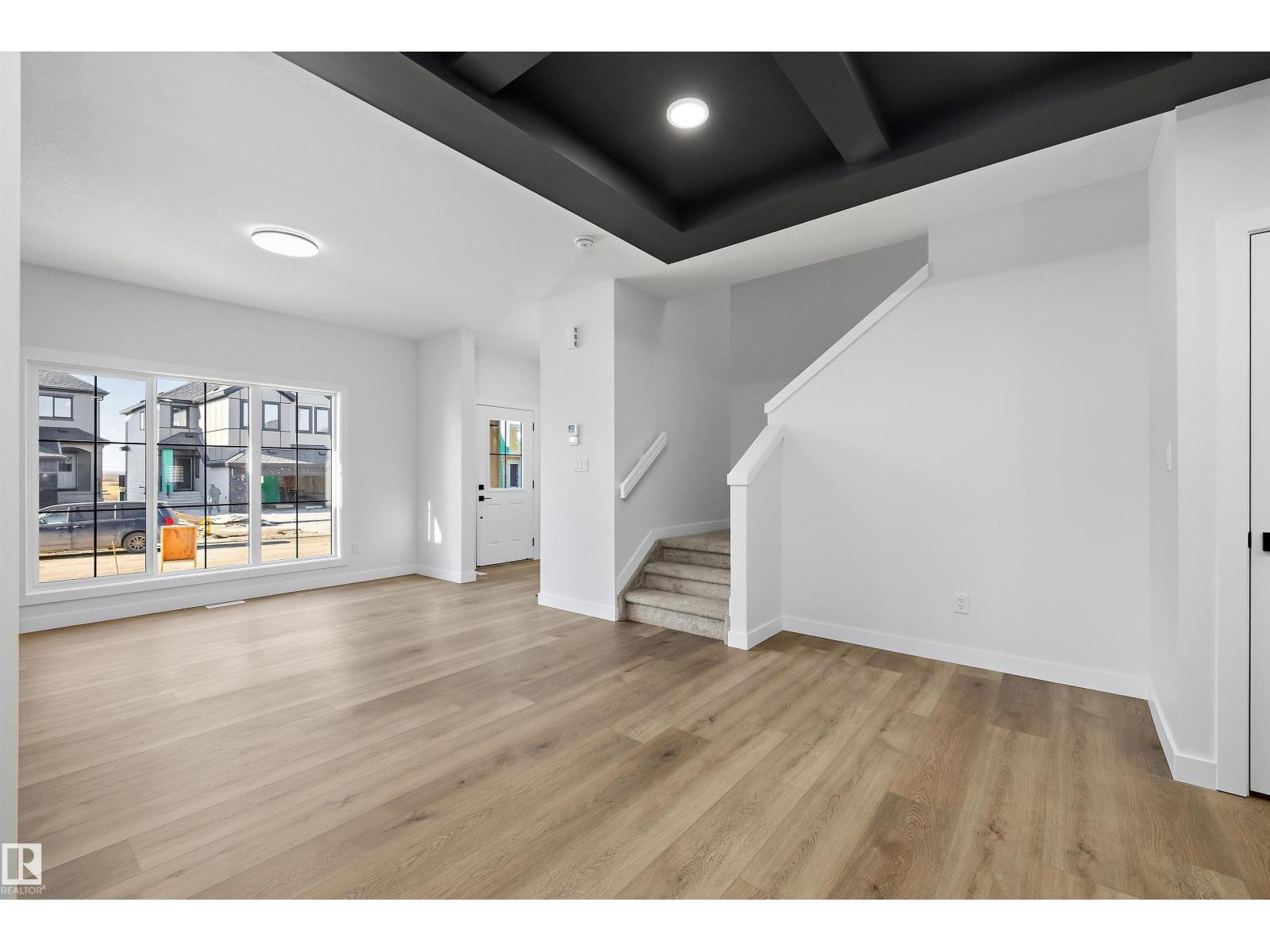 51 Clichy Cl Property Photo 8