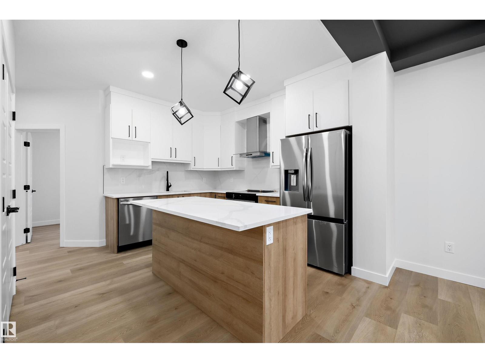 51 Clichy Cl Property Photo 9