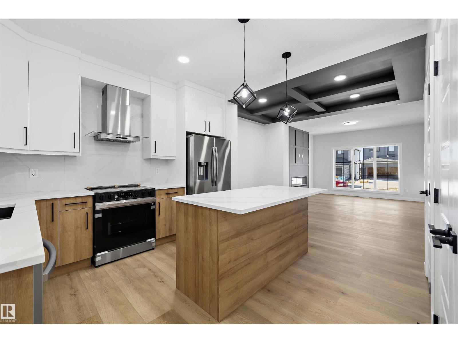51 Clichy Cl Property Photo 12