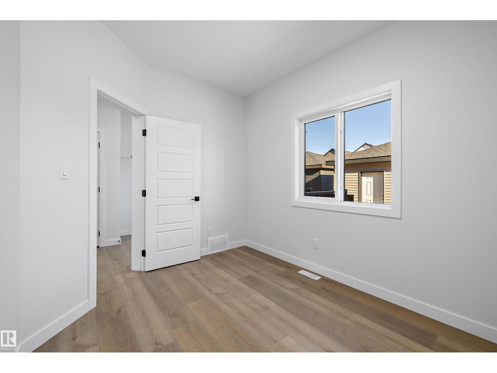 51 Clichy Cl Property Photo 17