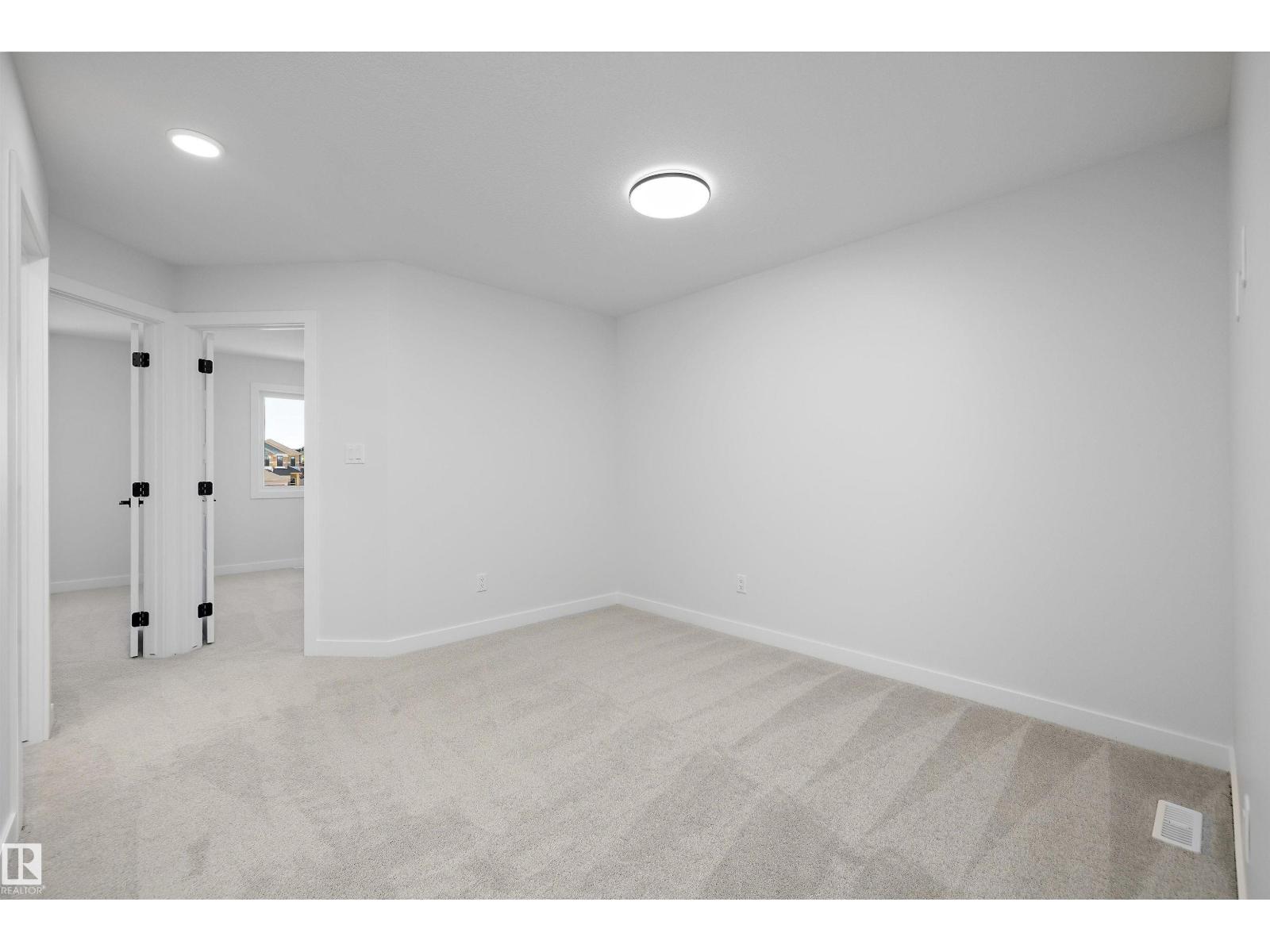 51 Clichy Cl Property Photo 20