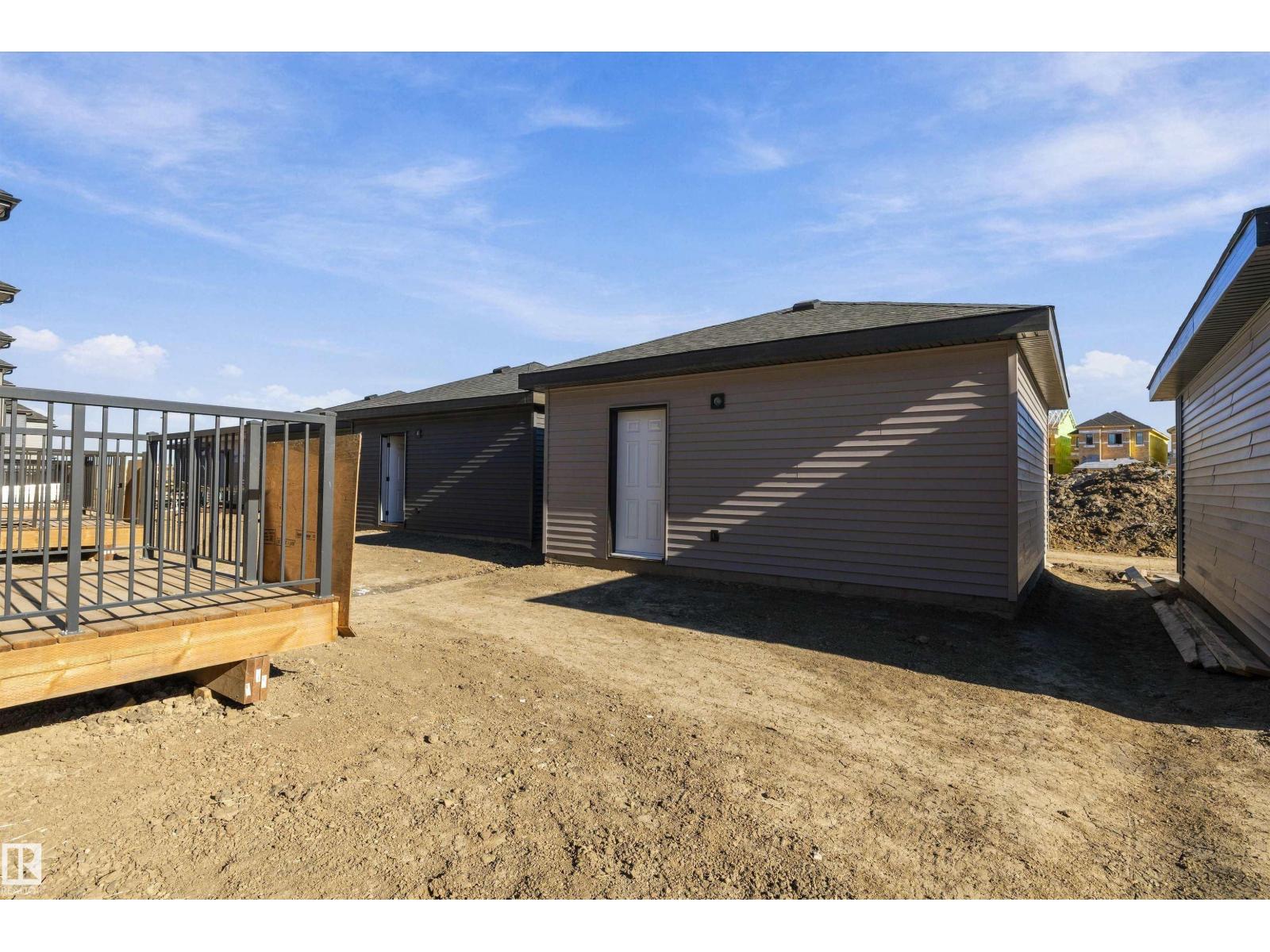 51 Clichy Cl Property Photo 38