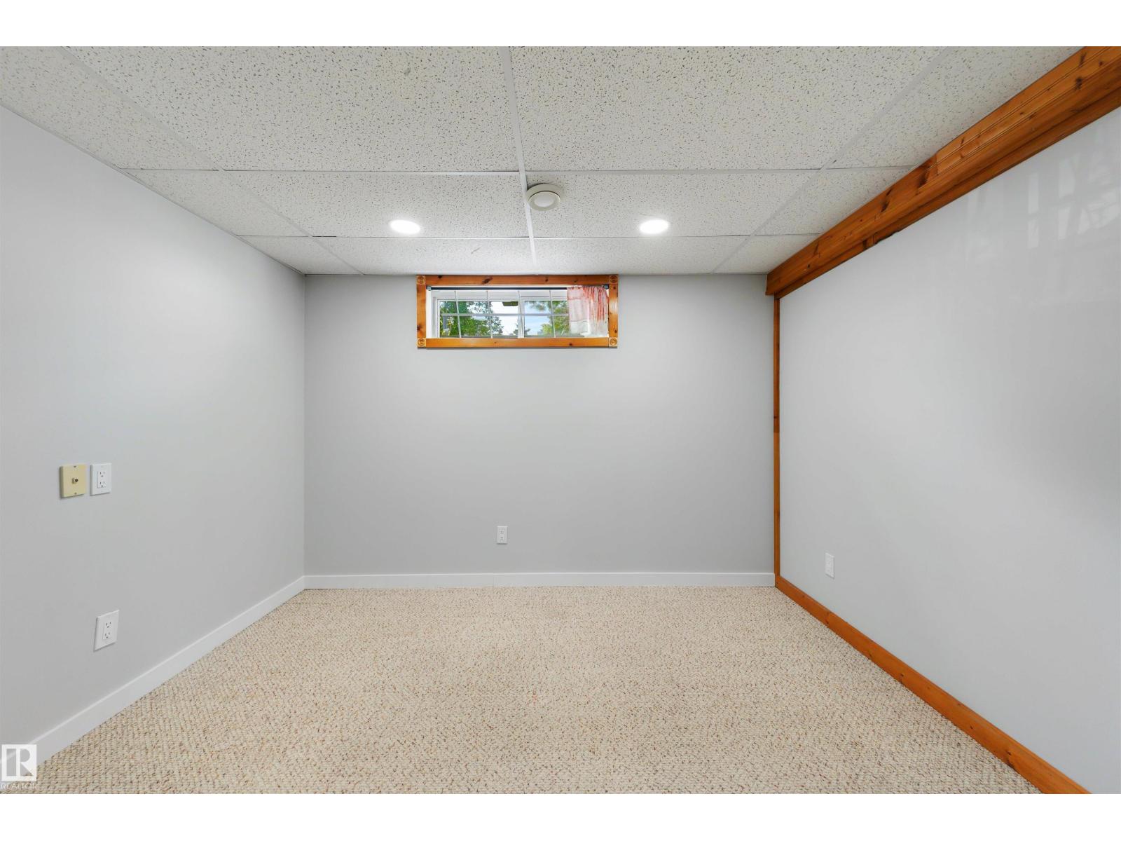 #43 3311 58 St Nw Property Photo 29