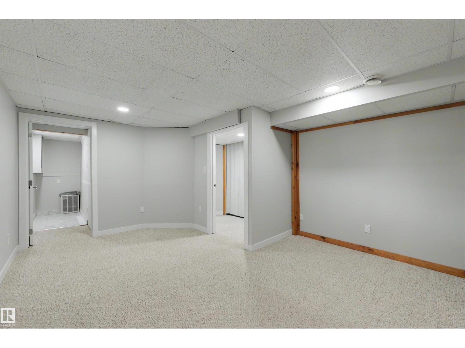 #43 3311 58 St Nw Property Photo 39
