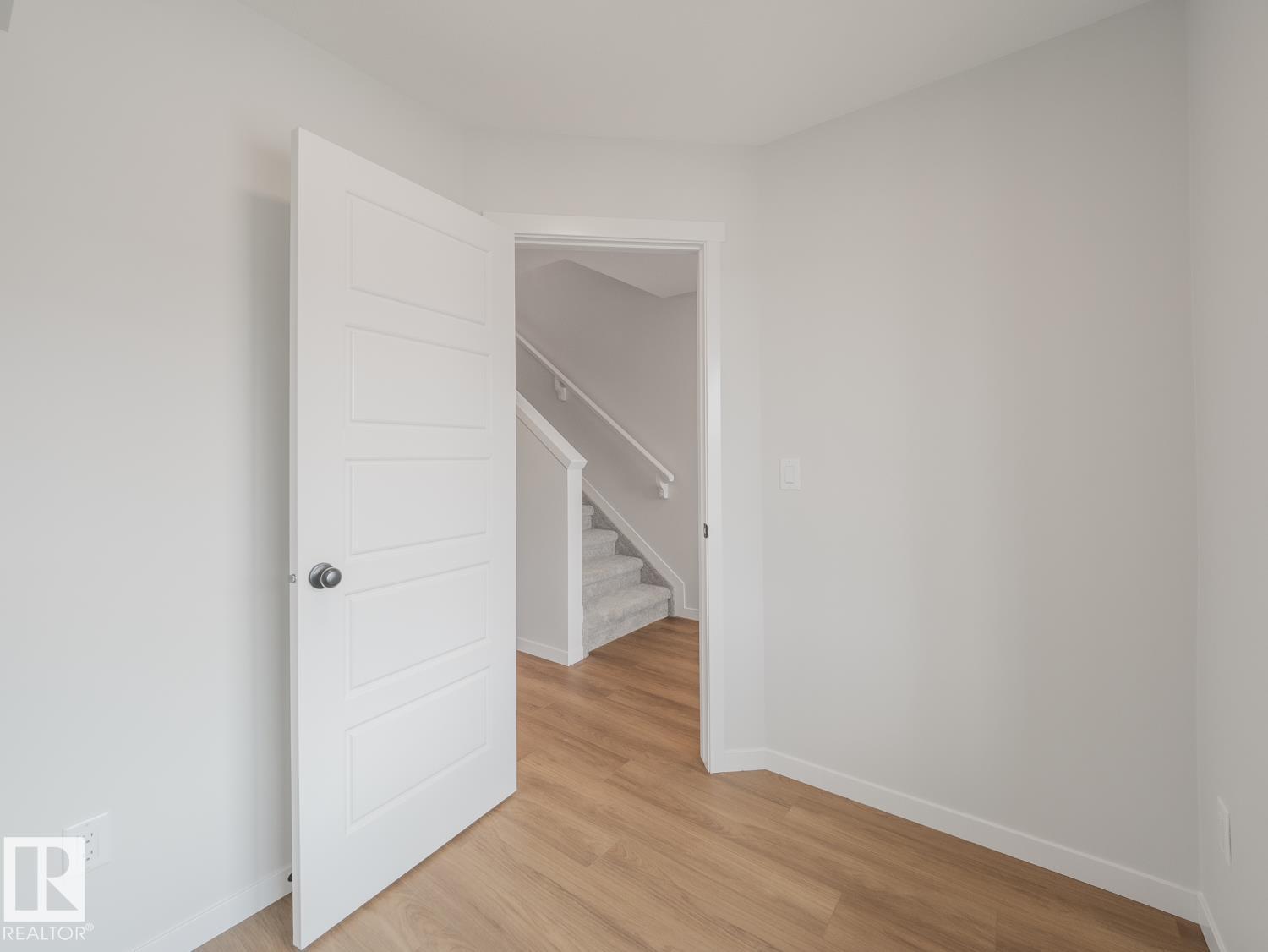 17224 4 St Nw Property Photo 10
