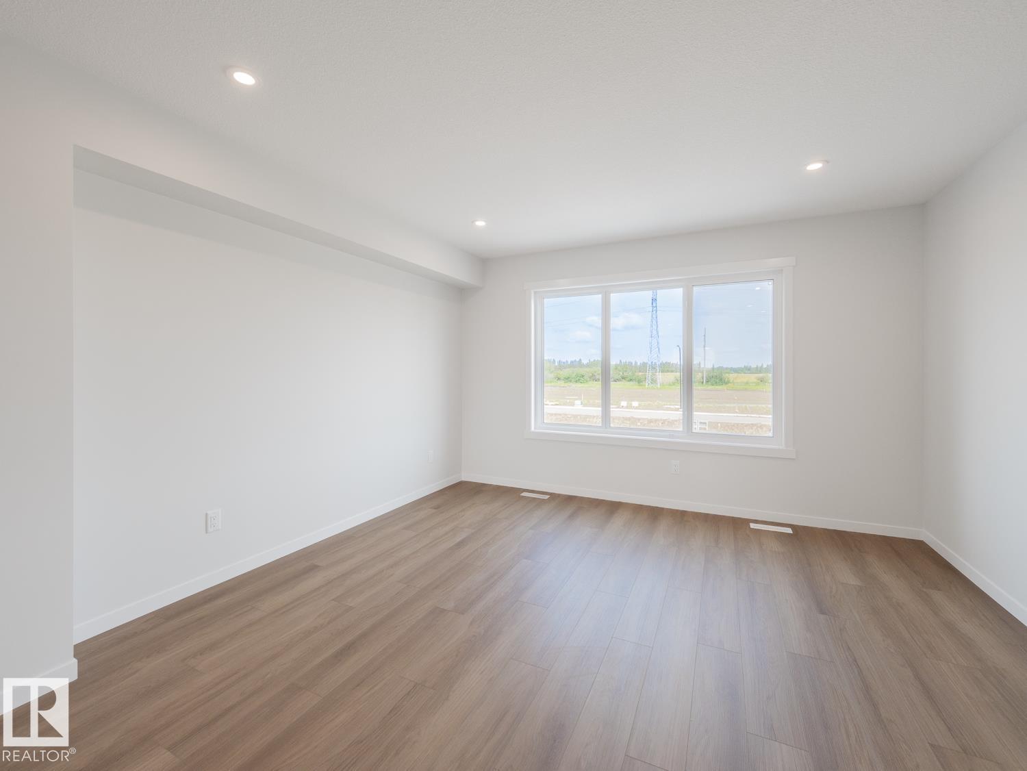 17224 4 St Nw Property Photo 14