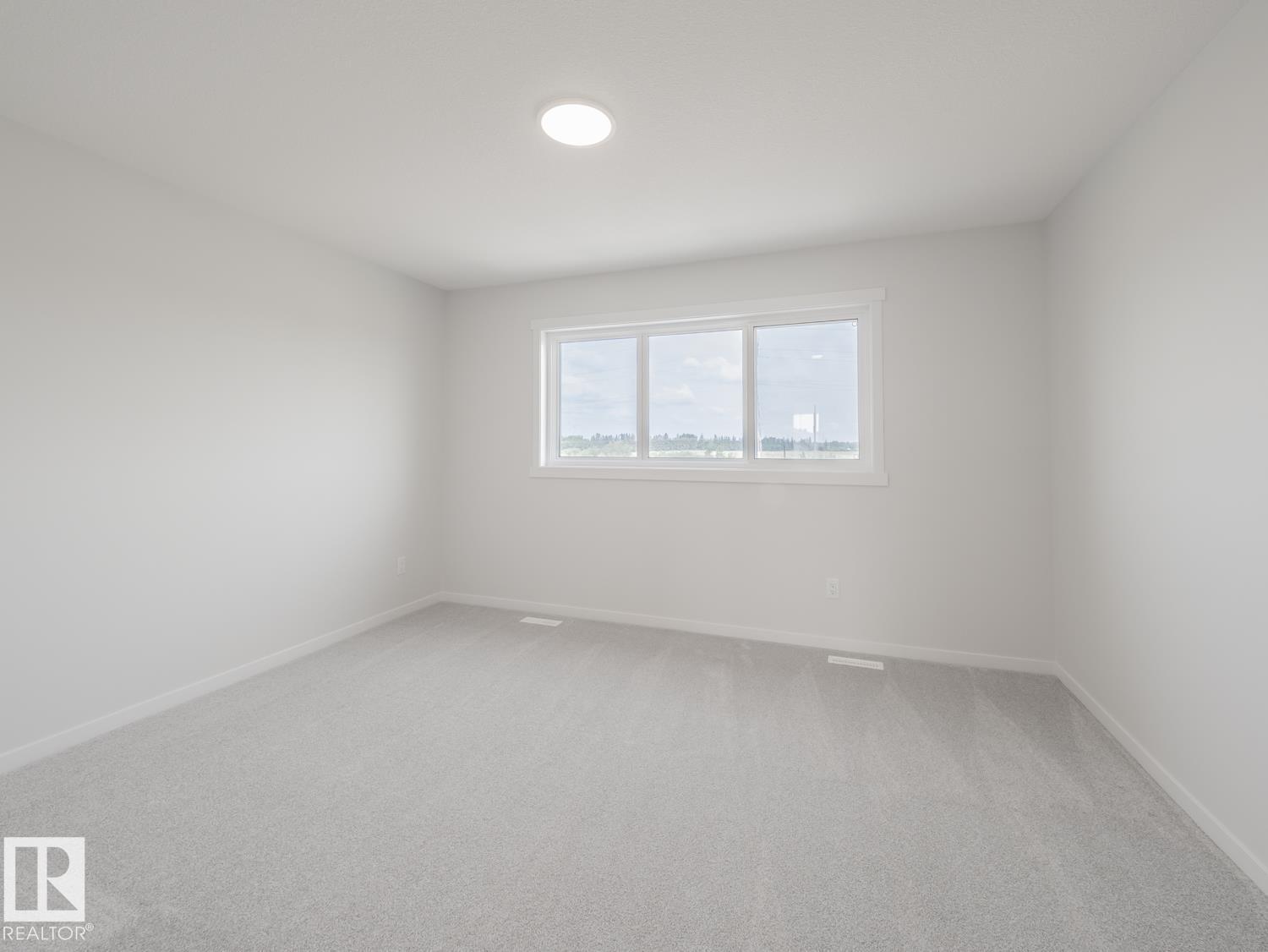 17224 4 St Nw Property Photo 24