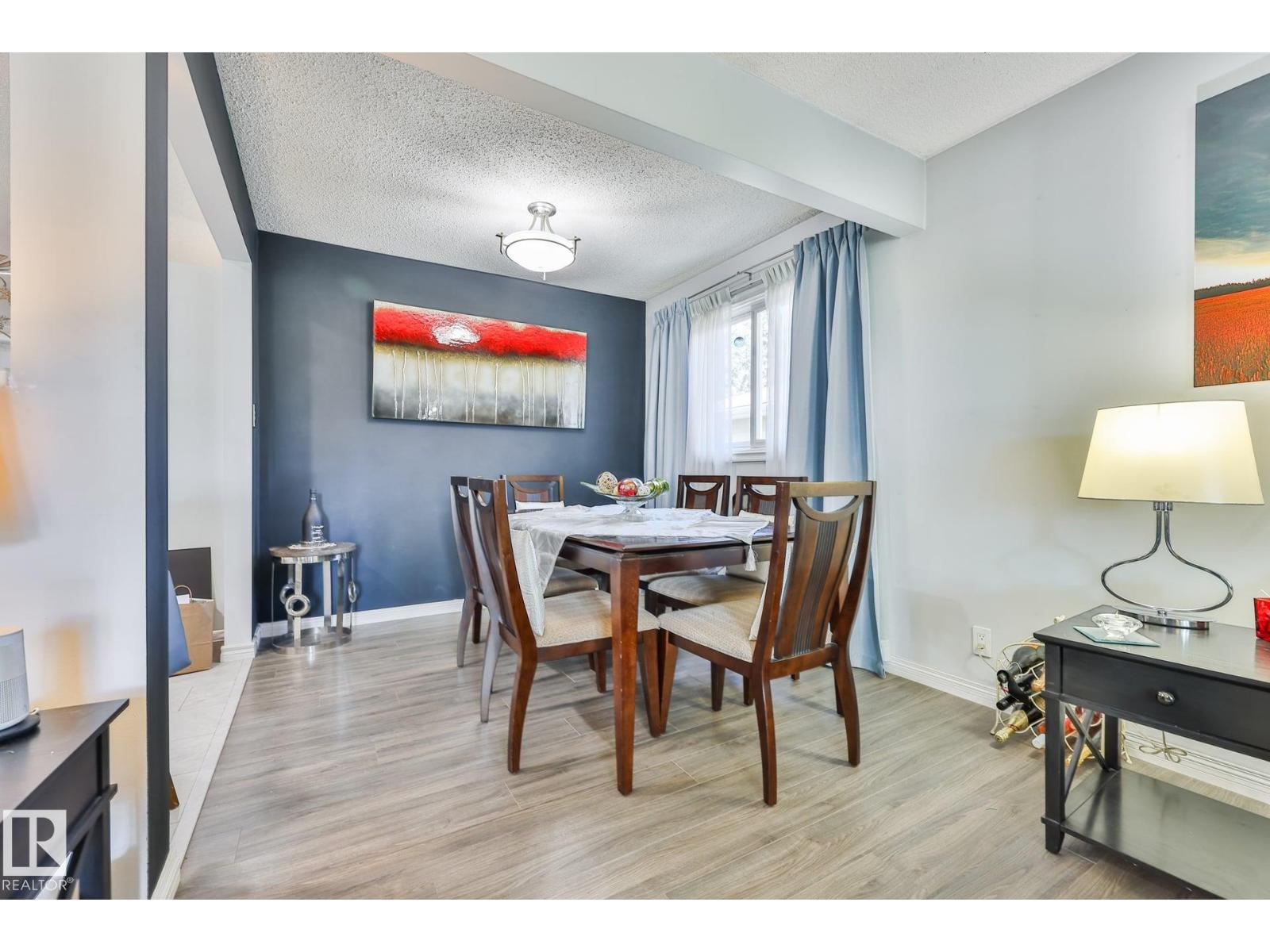 8932 187 St Nw Property Photo 7
