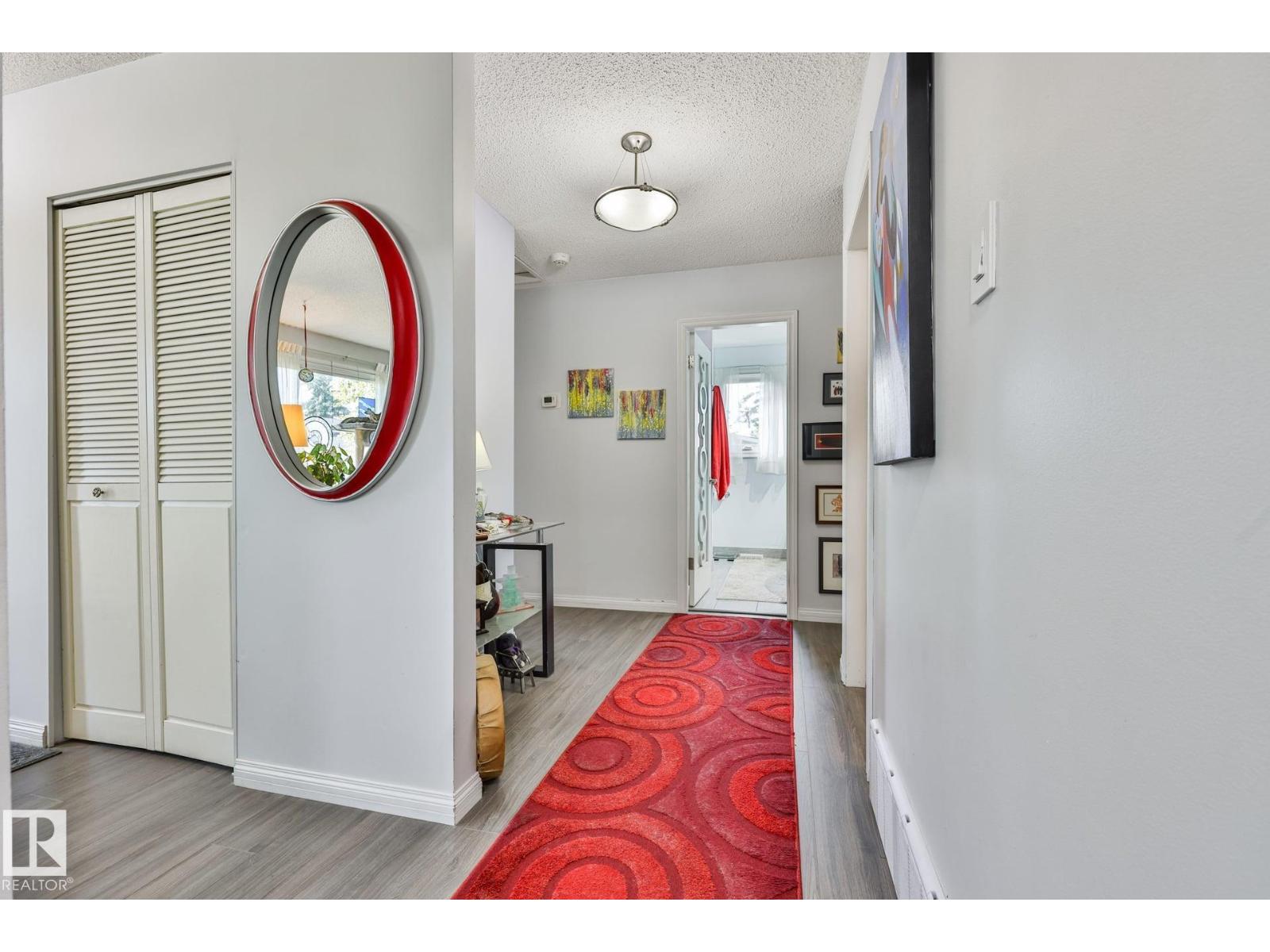 8932 187 St Nw Property Photo 12
