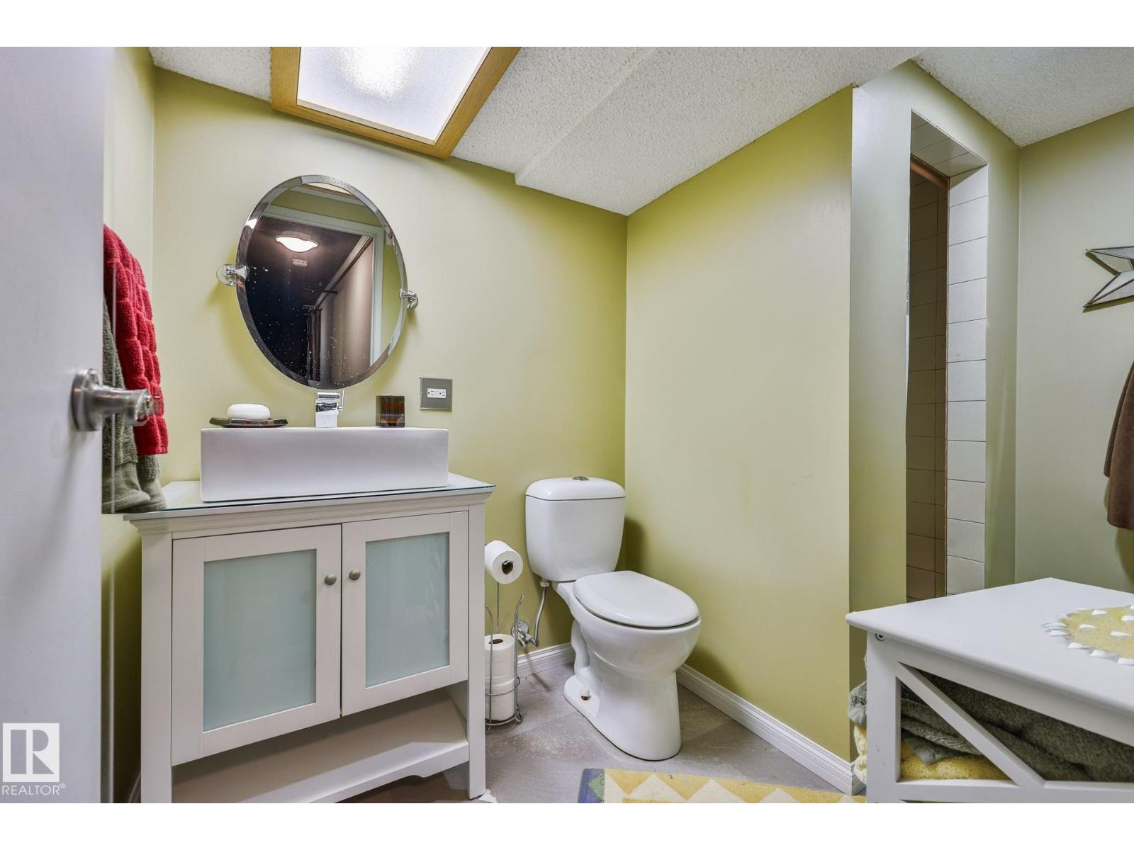 8932 187 St Nw Property Photo 22