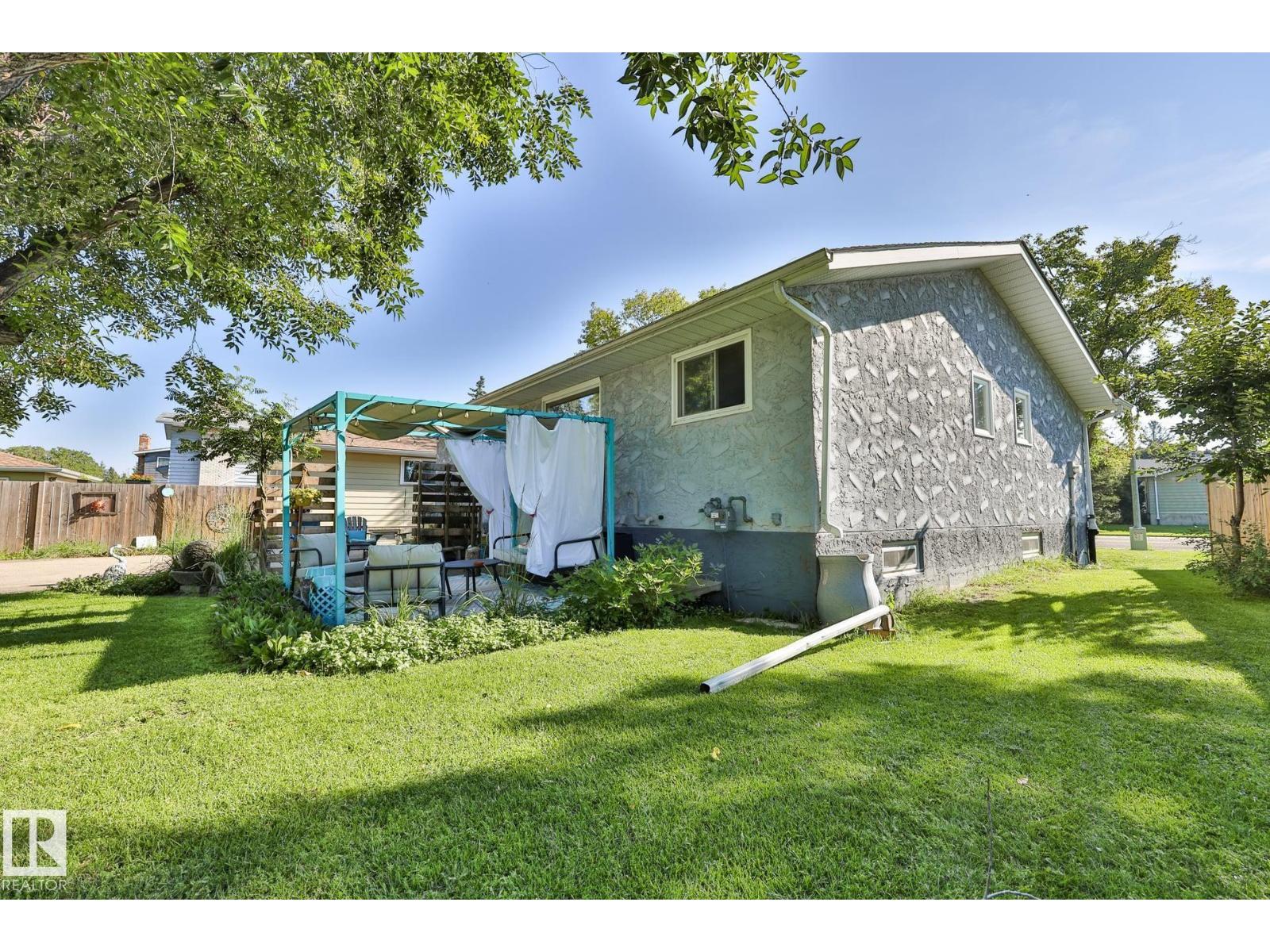 8932 187 St Nw Property Photo 31