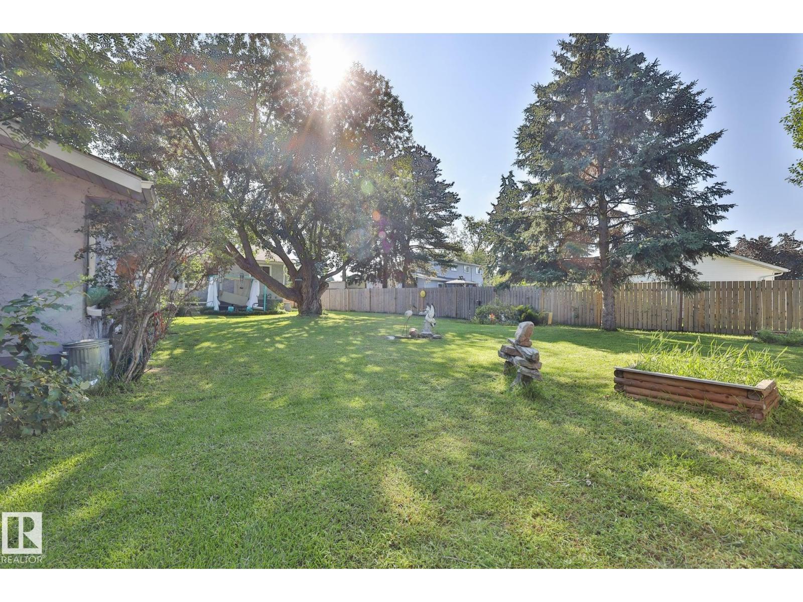 8932 187 St Nw Property Photo 34