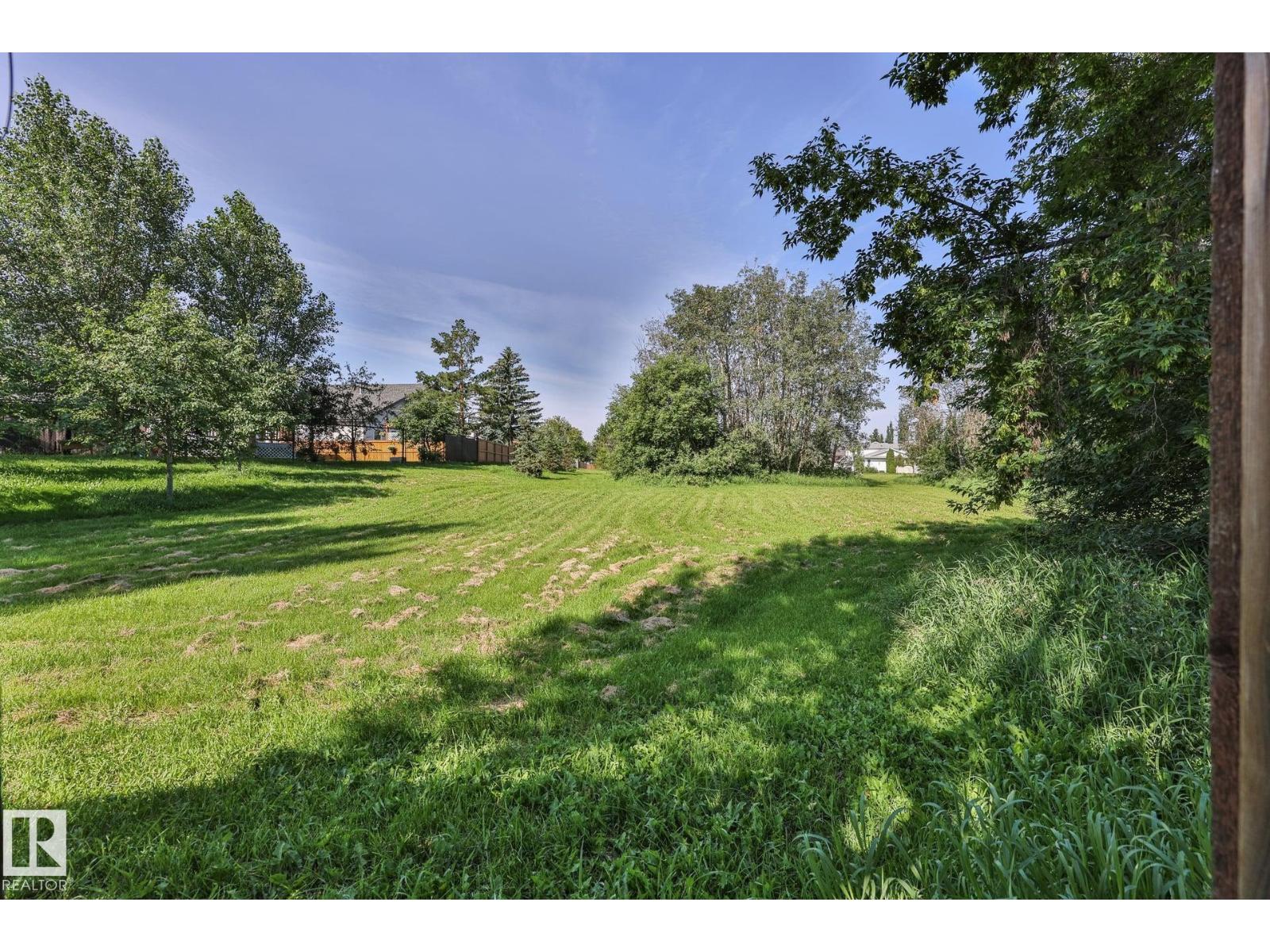 8932 187 St Nw Property Photo 37