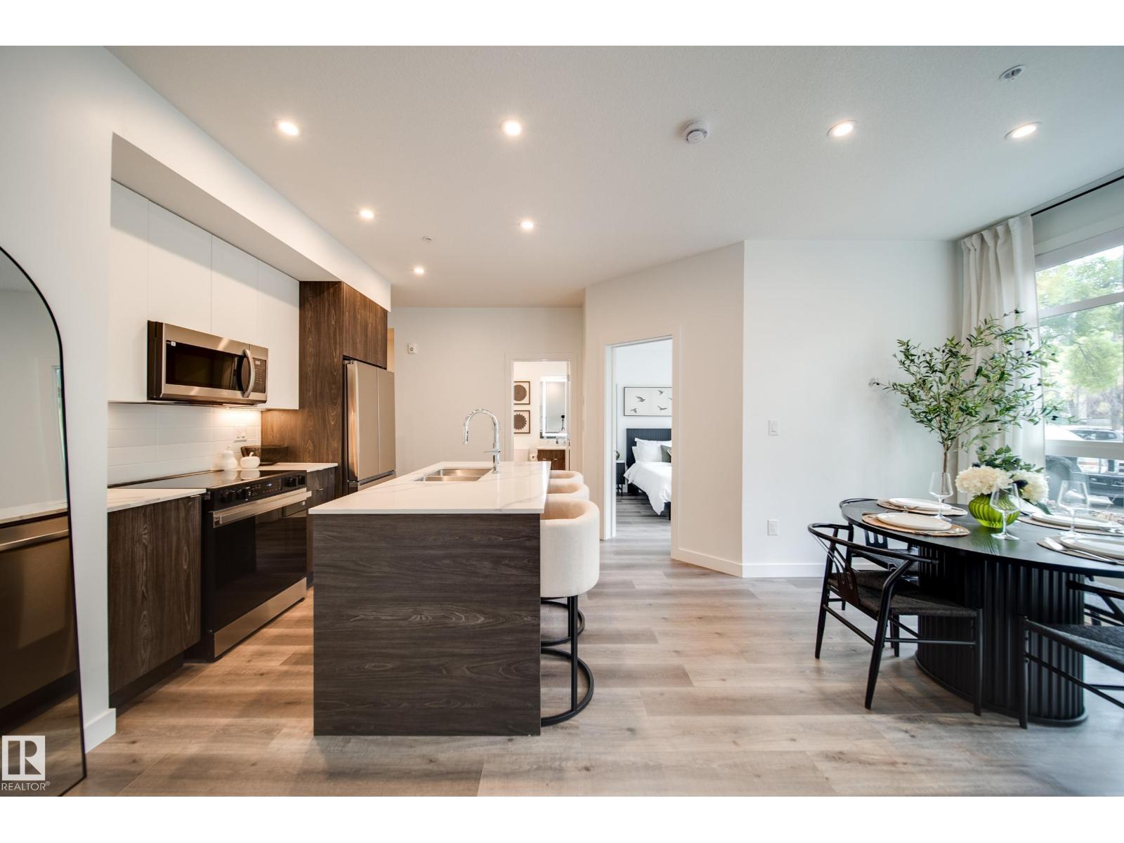 10015 113 St Nw Property Photo 26