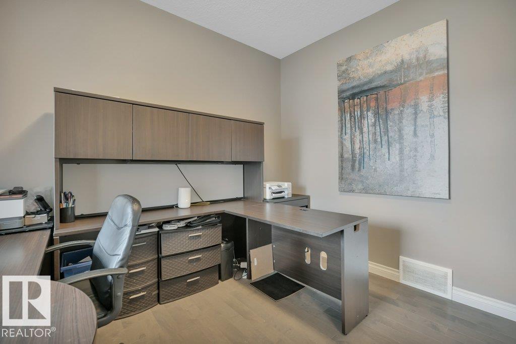 155 Kirpatrick Cr Property Photo 21