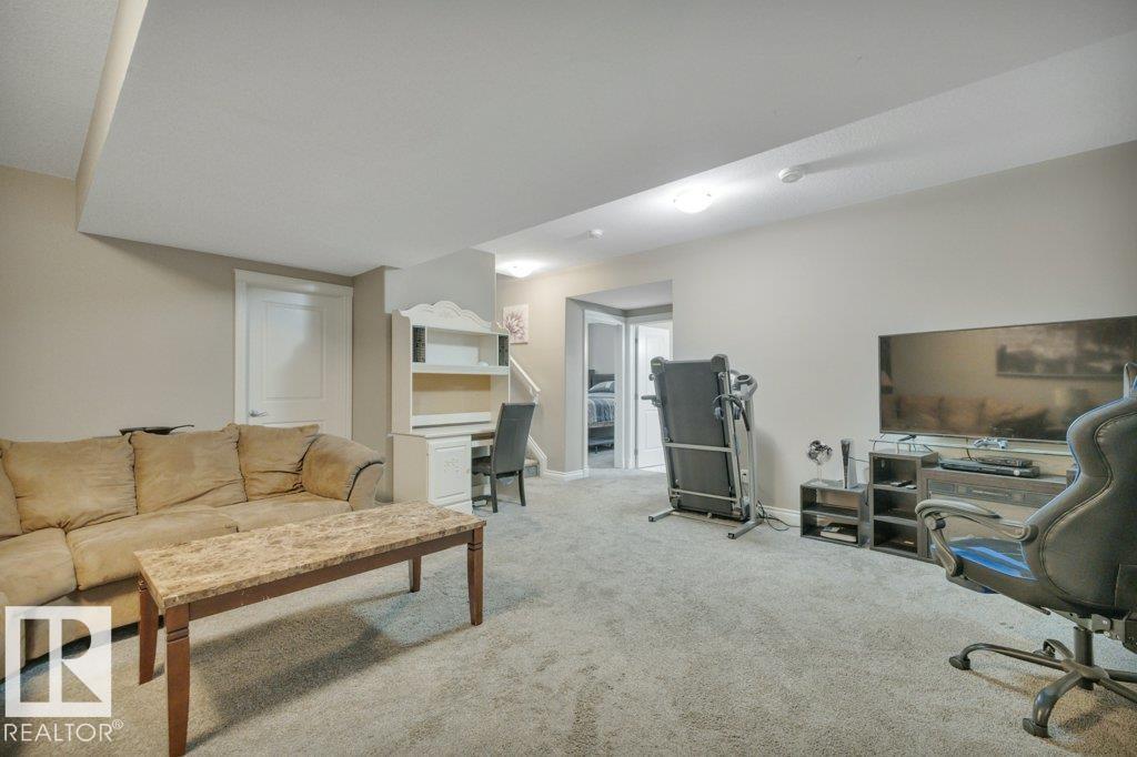 155 Kirpatrick Cr Property Photo 49