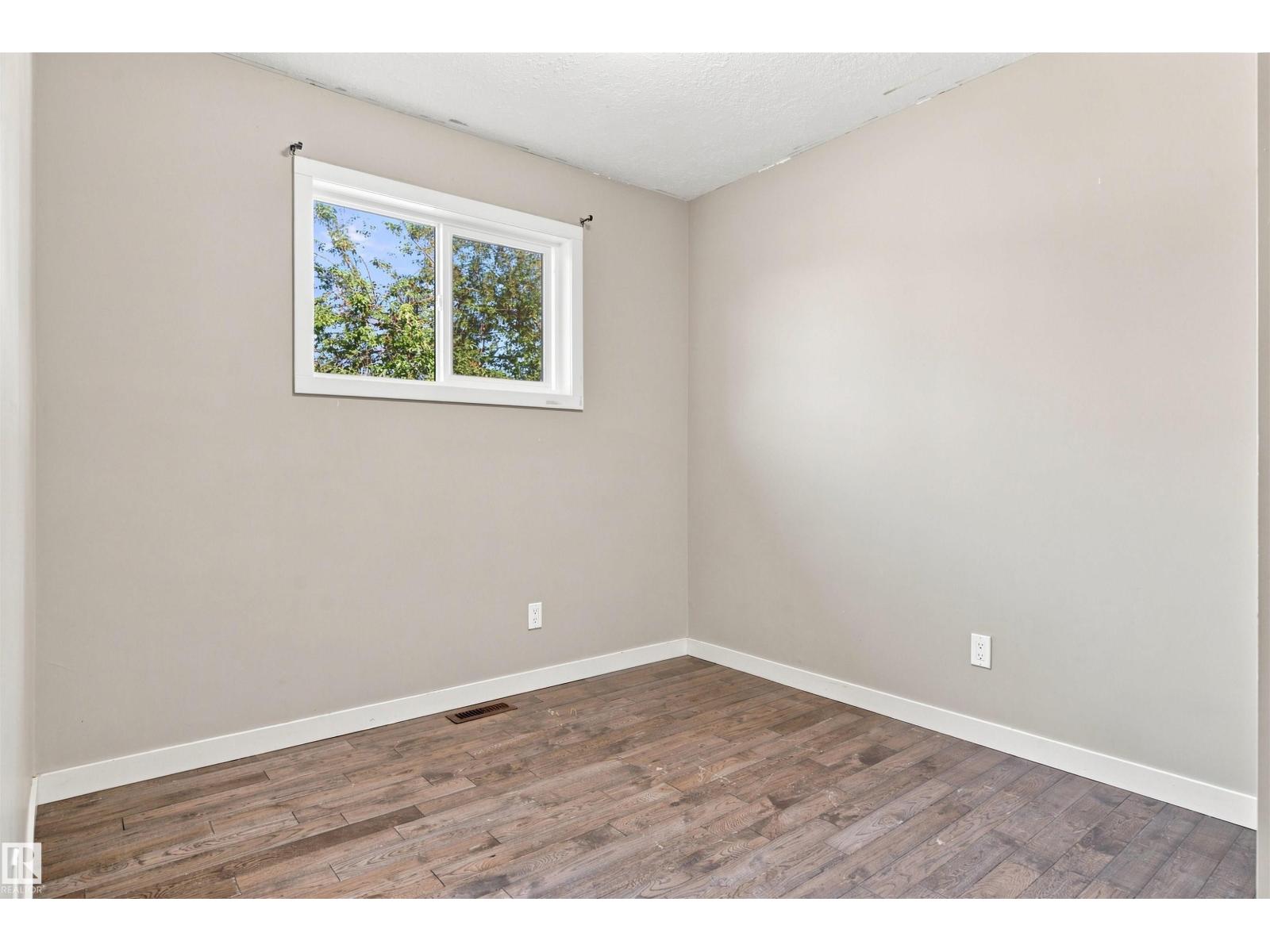 1317 11 St Property Photo 15