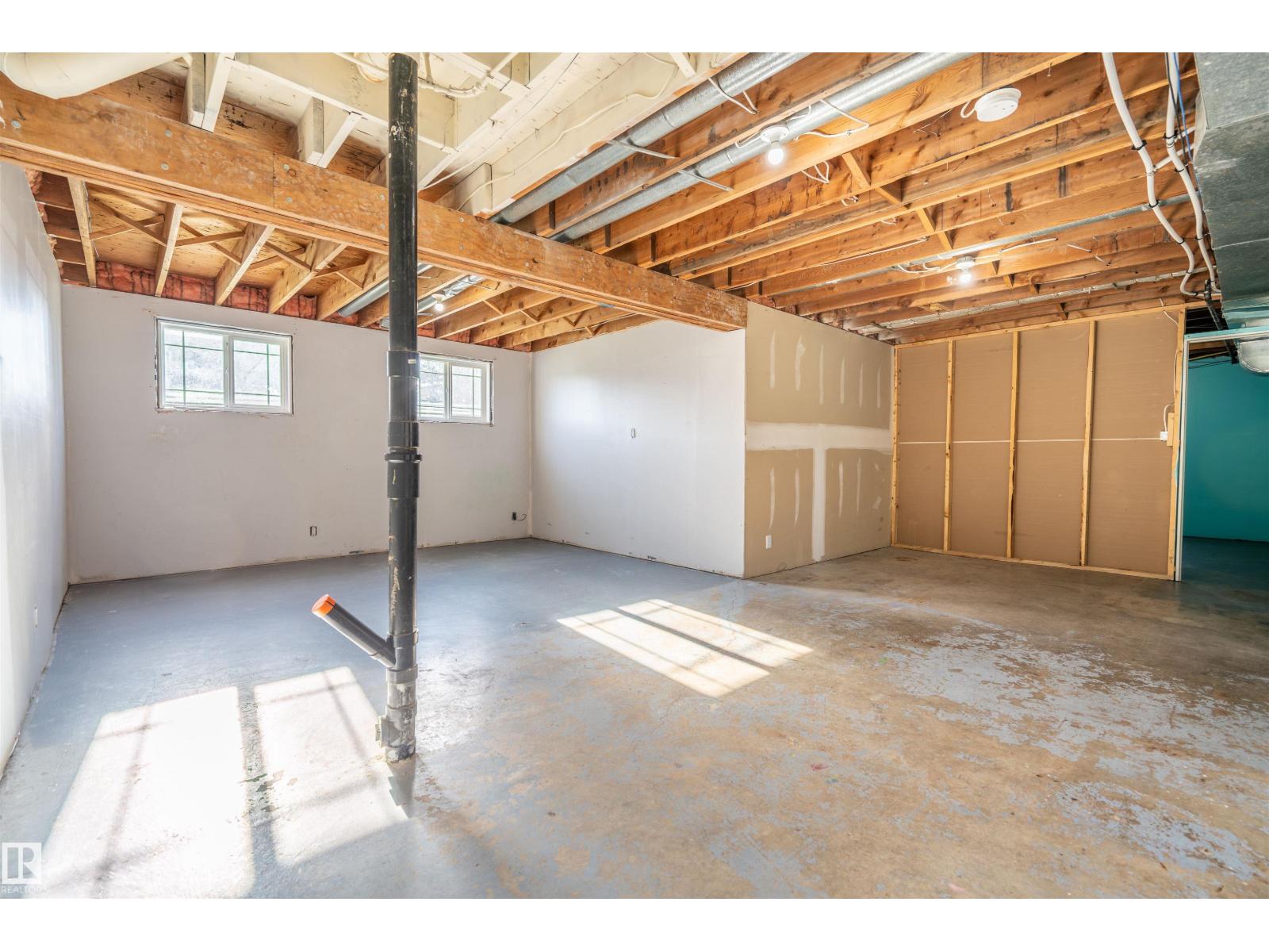 1317 11 St Property Photo 20