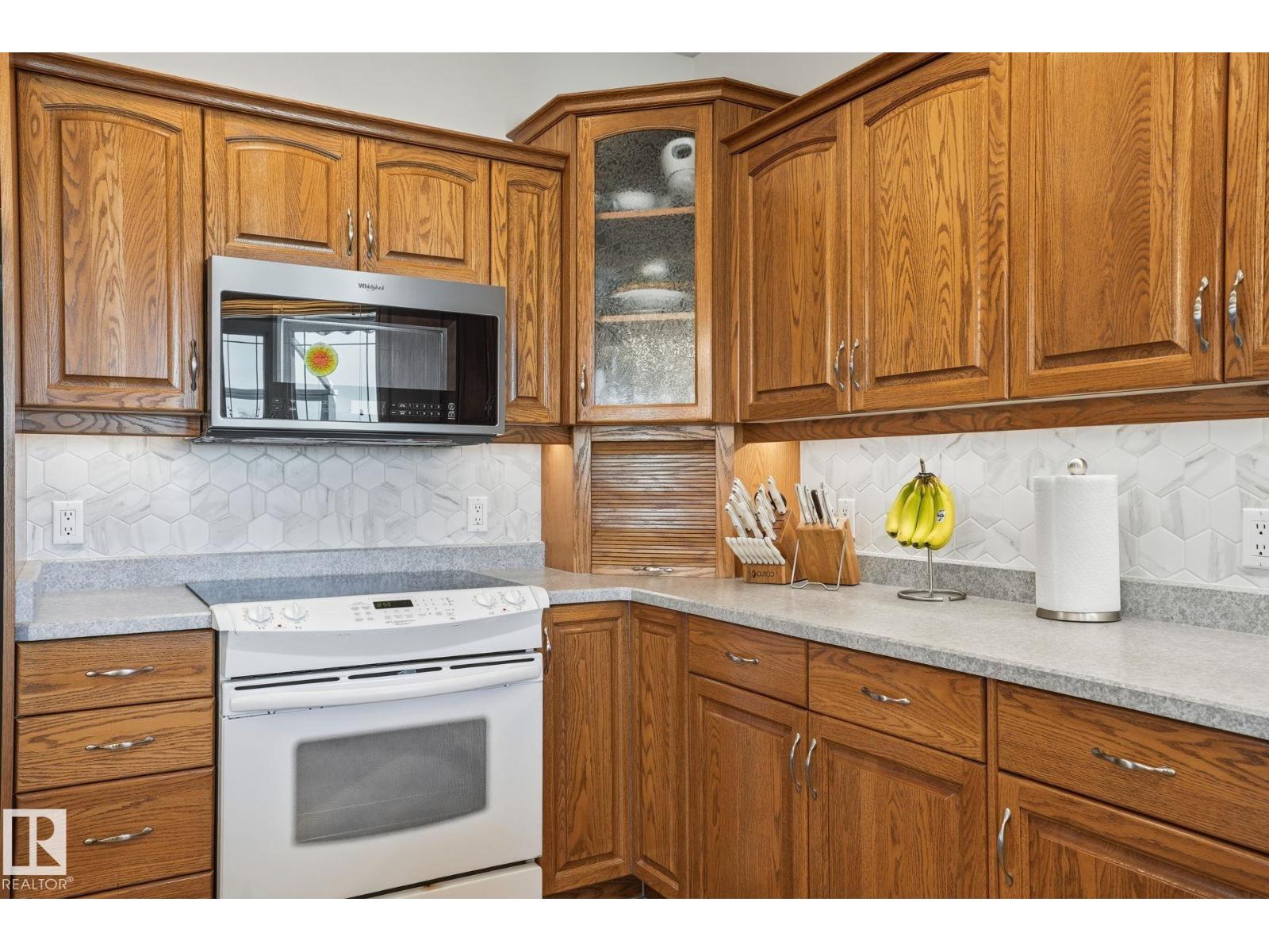 5002 58 St Property Photo 11