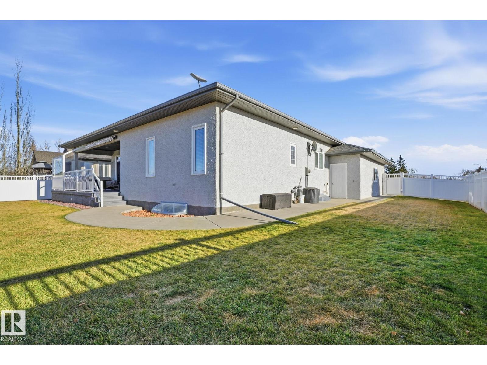 5002 58 St Property Photo 31