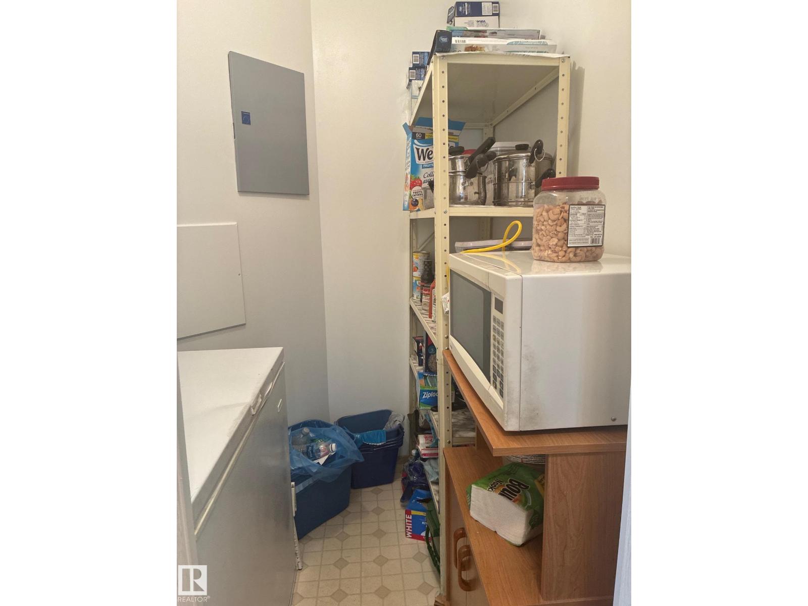 #323 2520 50 St Nw Nw Property Photo 21