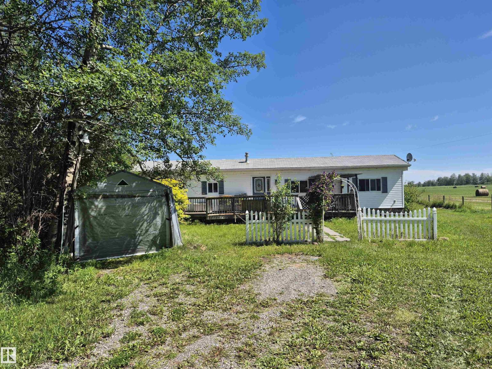 463051 RANGE ROAD 64 Property Photo 1