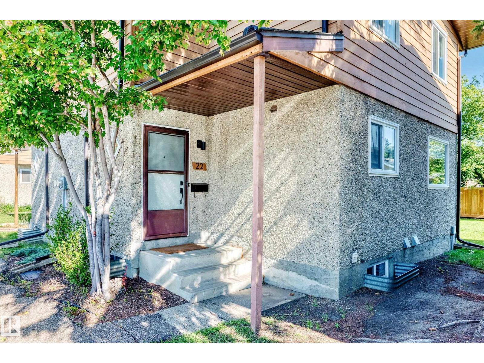 #22 3812 20 Av Nw Property Photo 1