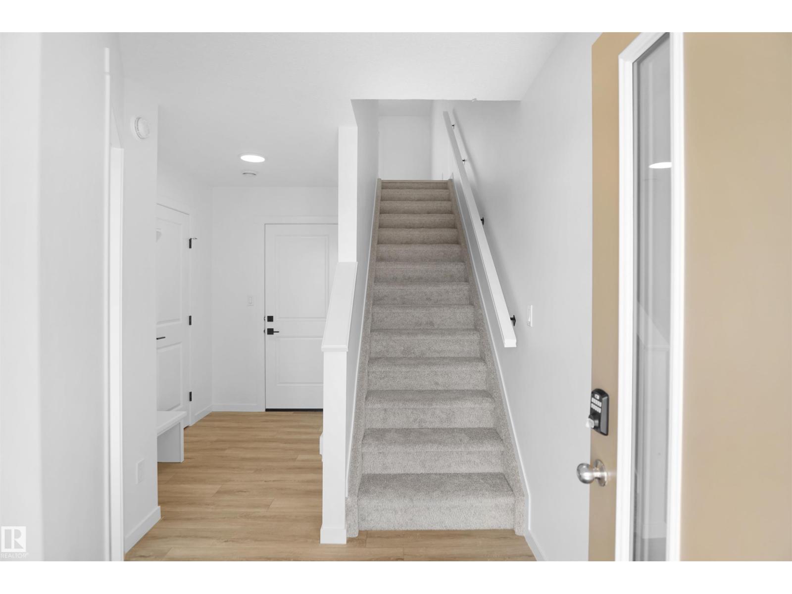 532 Uplands Dr Nw Property Photo 4