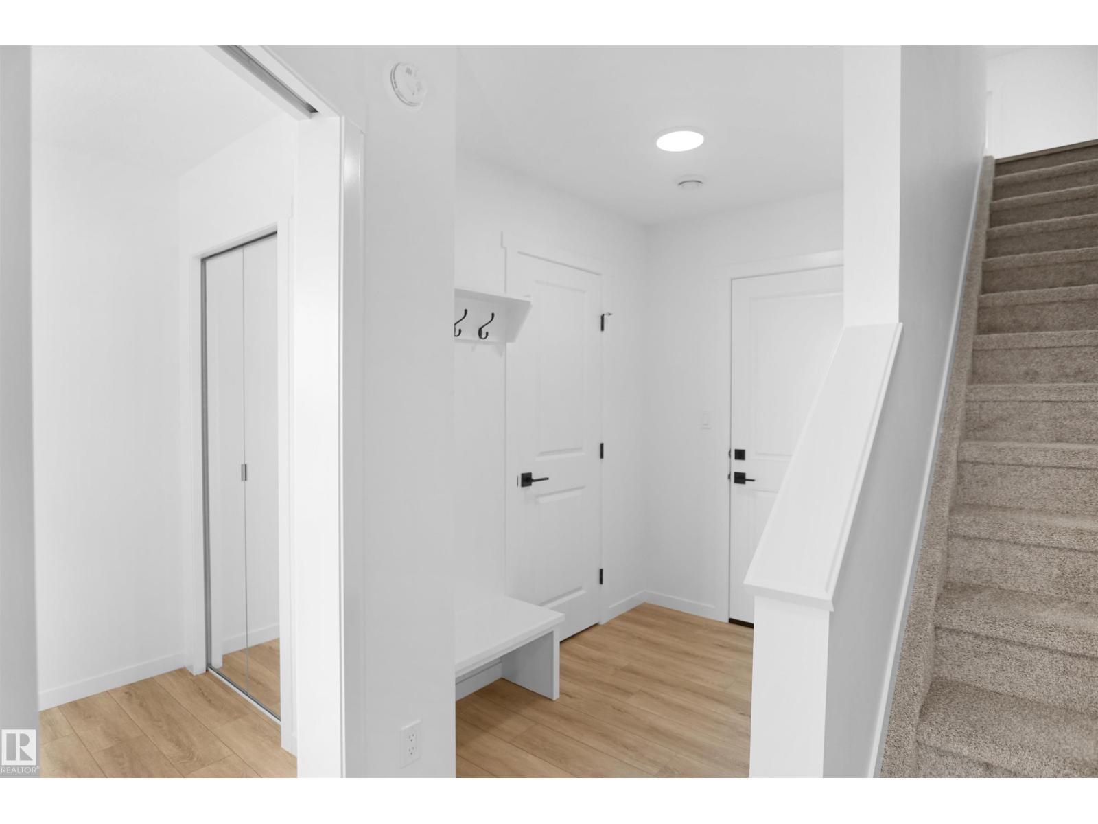 532 Uplands Dr Nw Property Photo 5