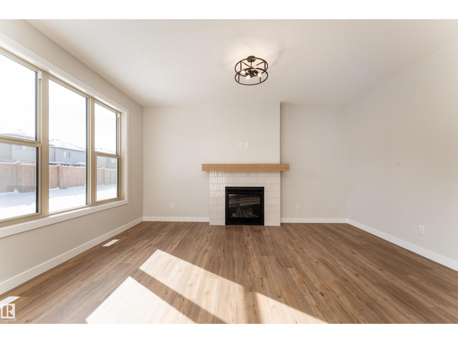 10 Gable Cm Property Photo 11