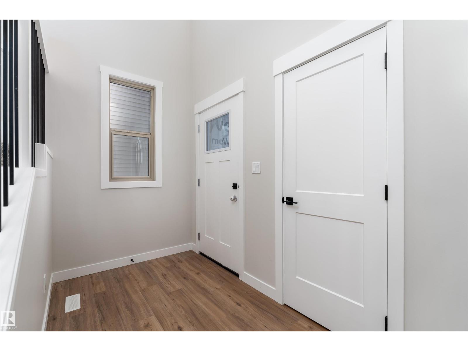 10 Gable Cm Property Photo 23