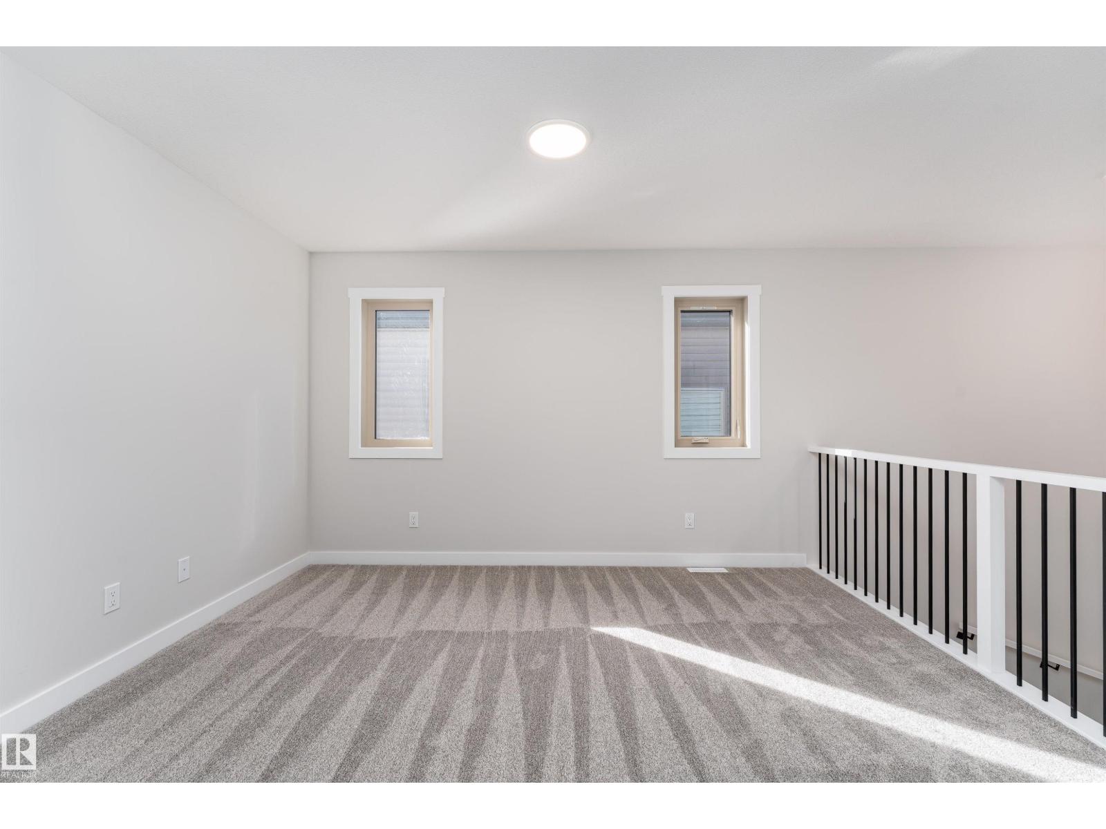 10 Gable Cm Property Photo 32