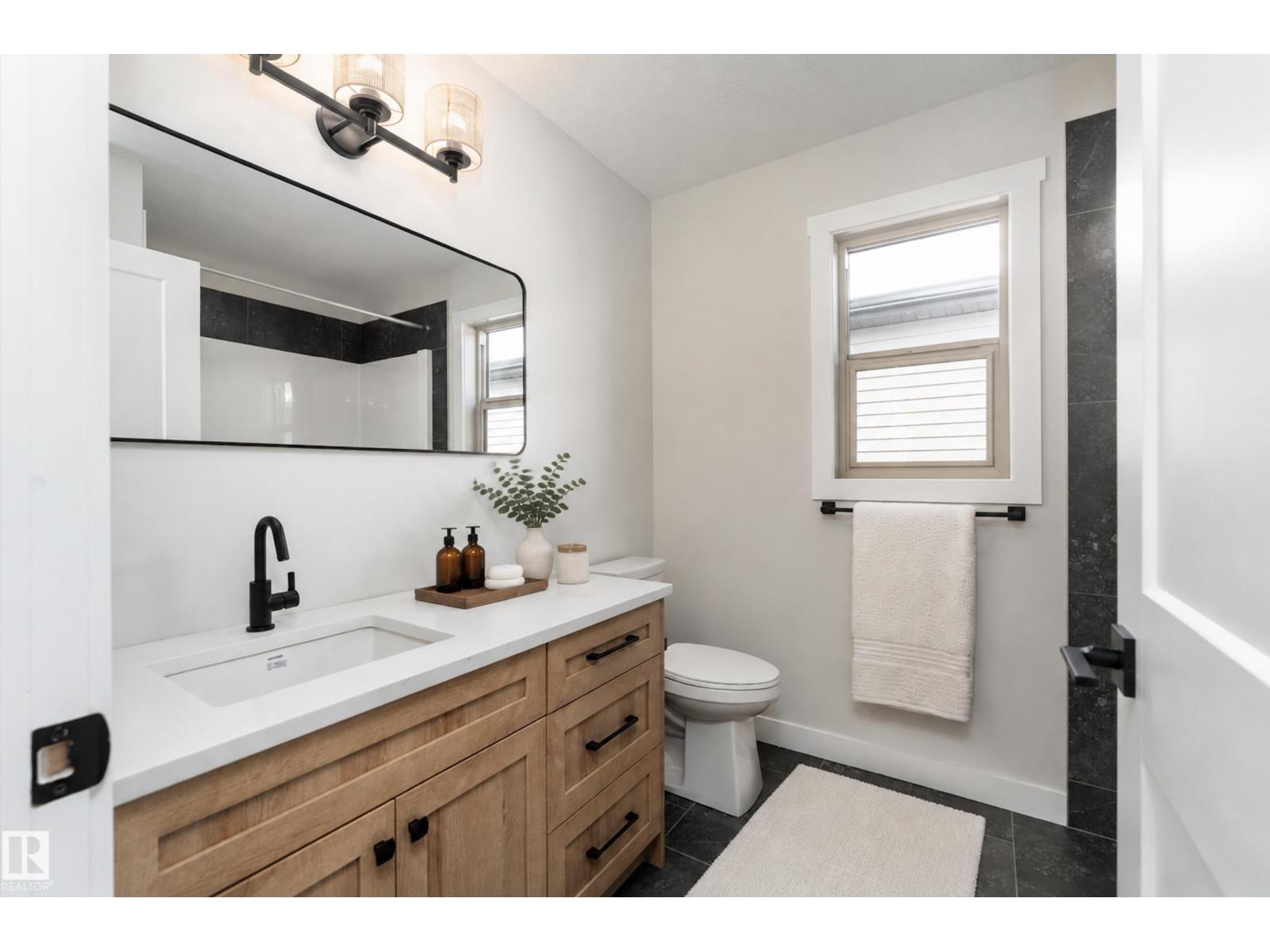 10 Gable Cm Property Photo 41