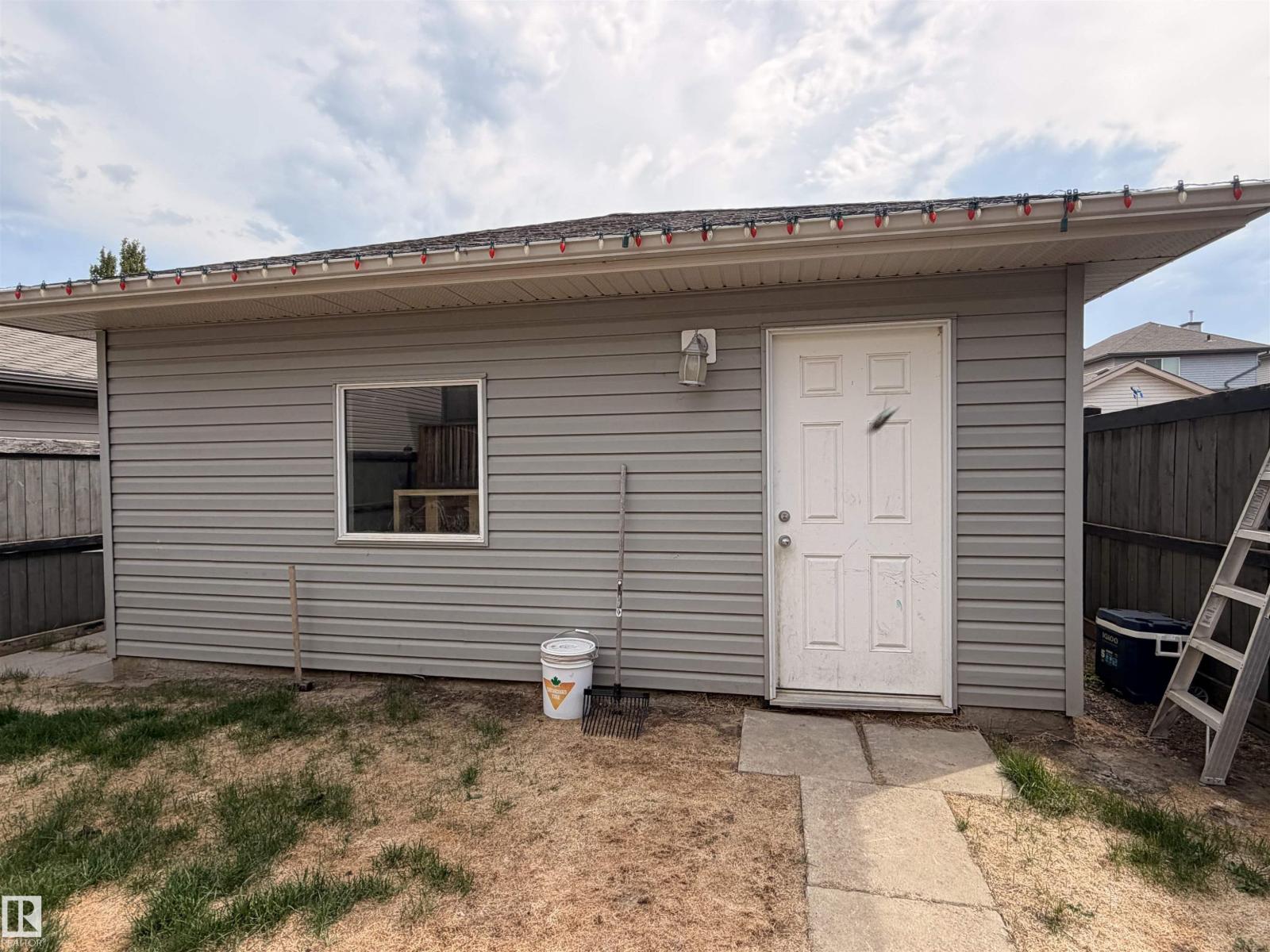 105 Keystone Cr Property Photo 26