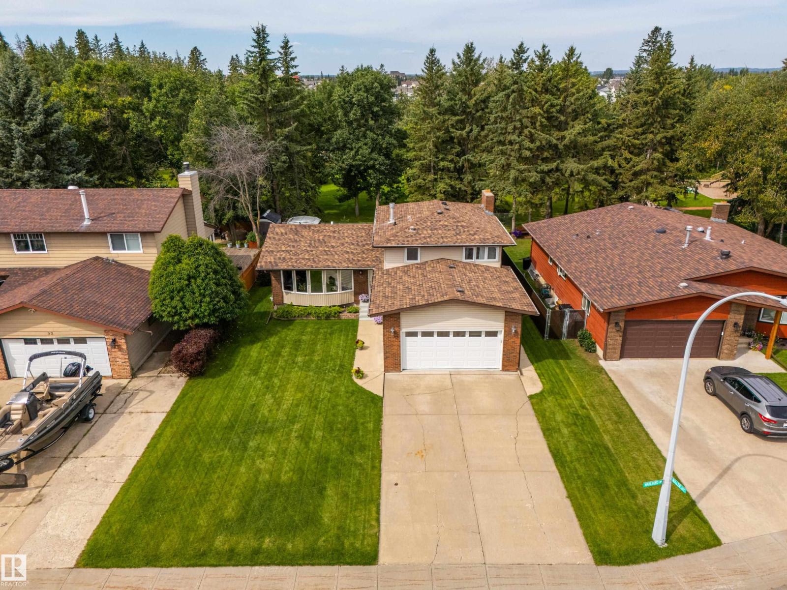 94 MARLBORO DR