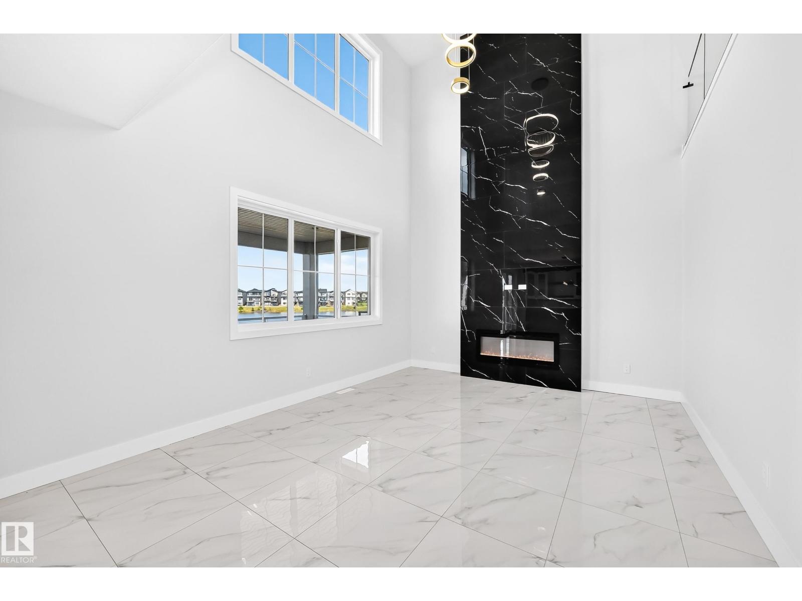 233 Crystal Creek Property Photo 10