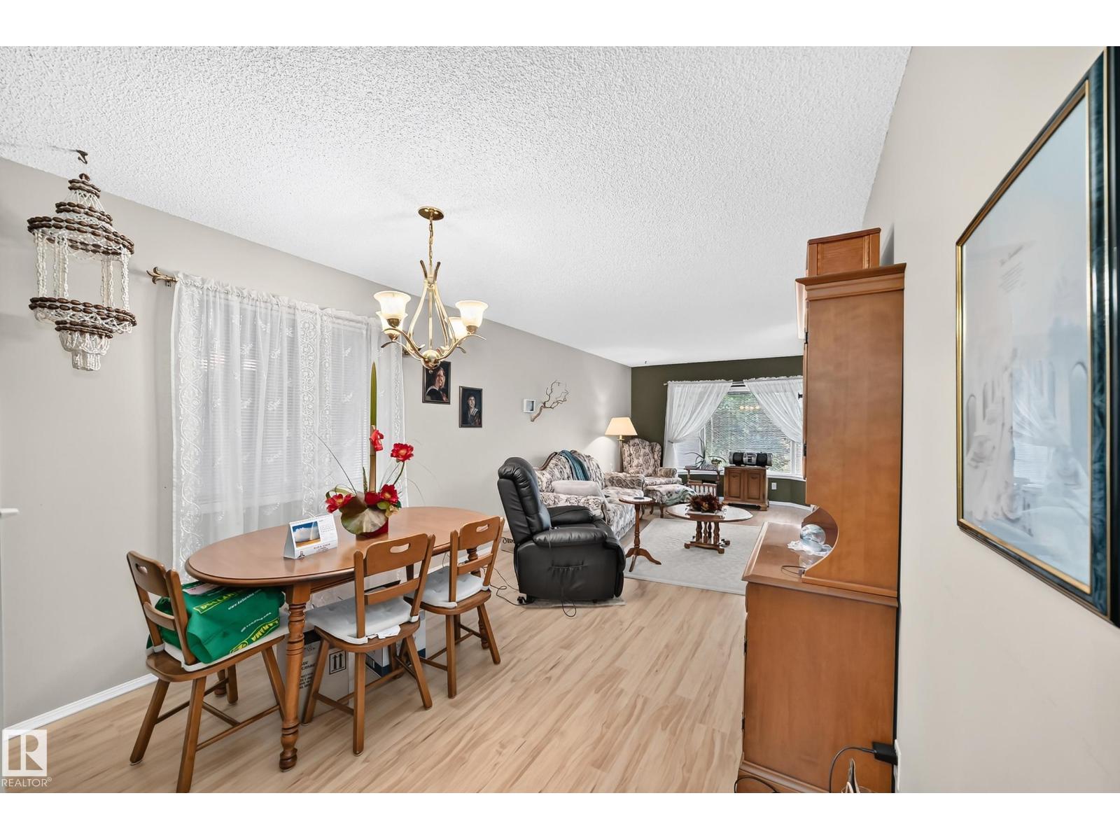 4319 27 St Nw Property Photo 8