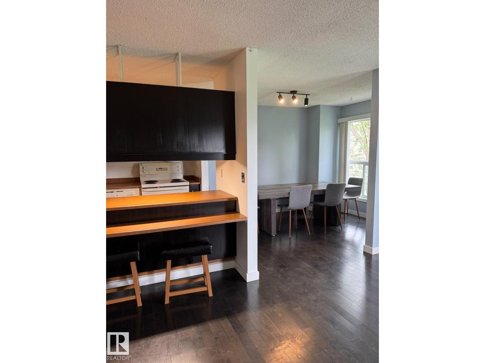 #310 60 Alpine Pl Property Photo 8