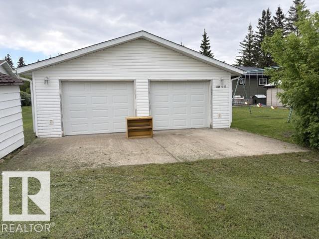 5227 47 St Property Photo 1