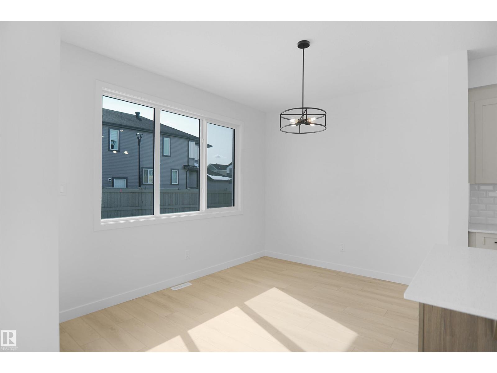 623 Ashgrove Ci Property Photo 15