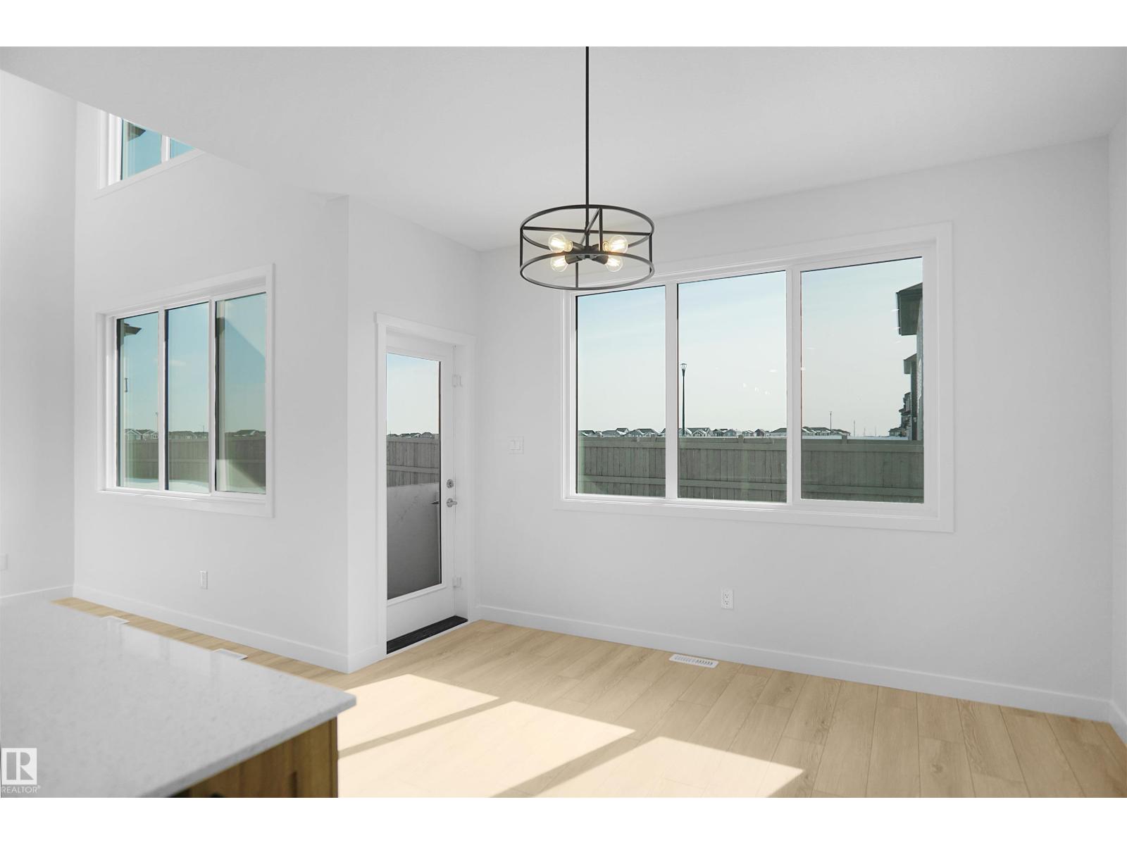 623 Ashgrove Ci Property Photo 16