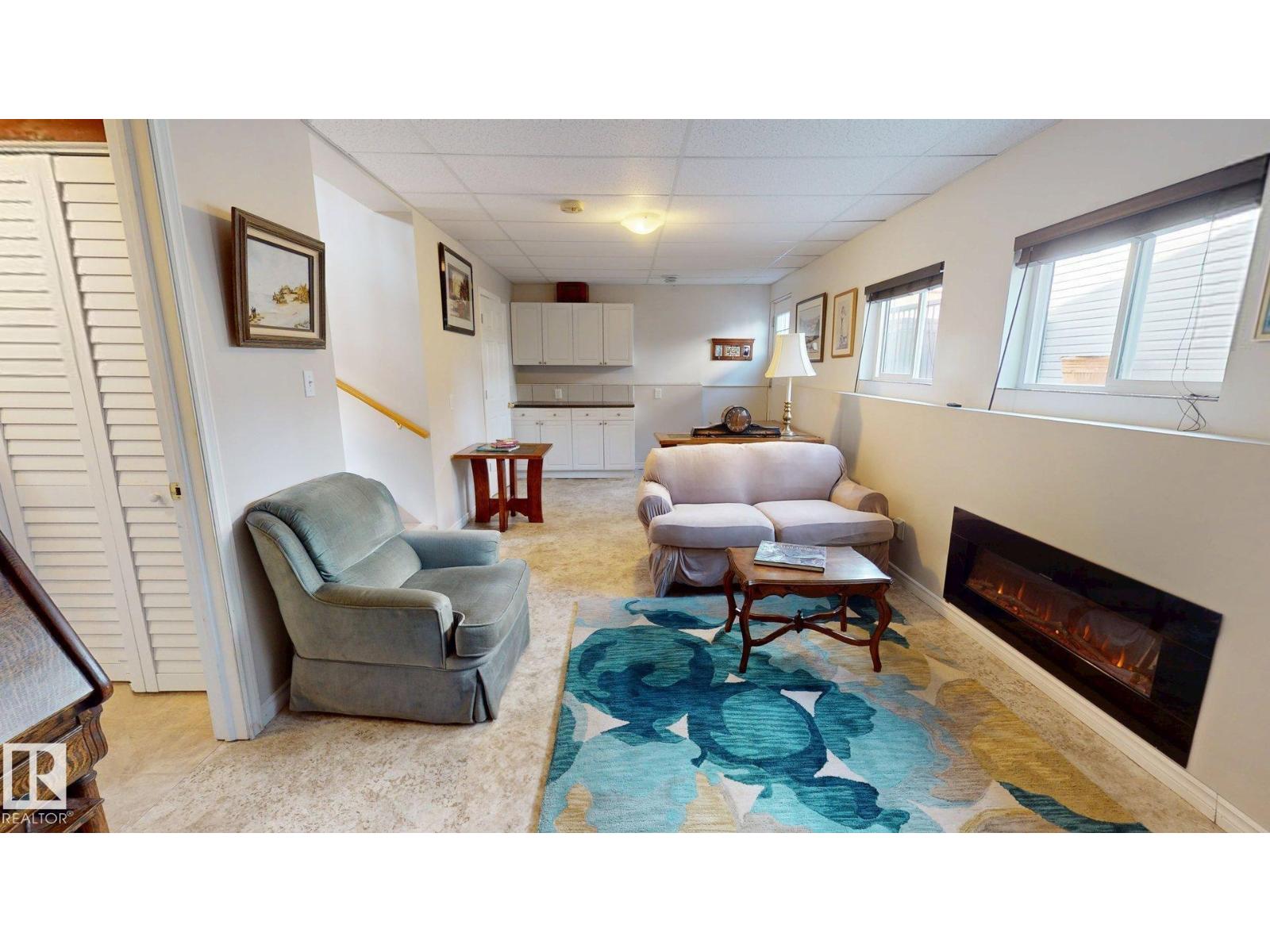 4825 55 St Property Photo 17