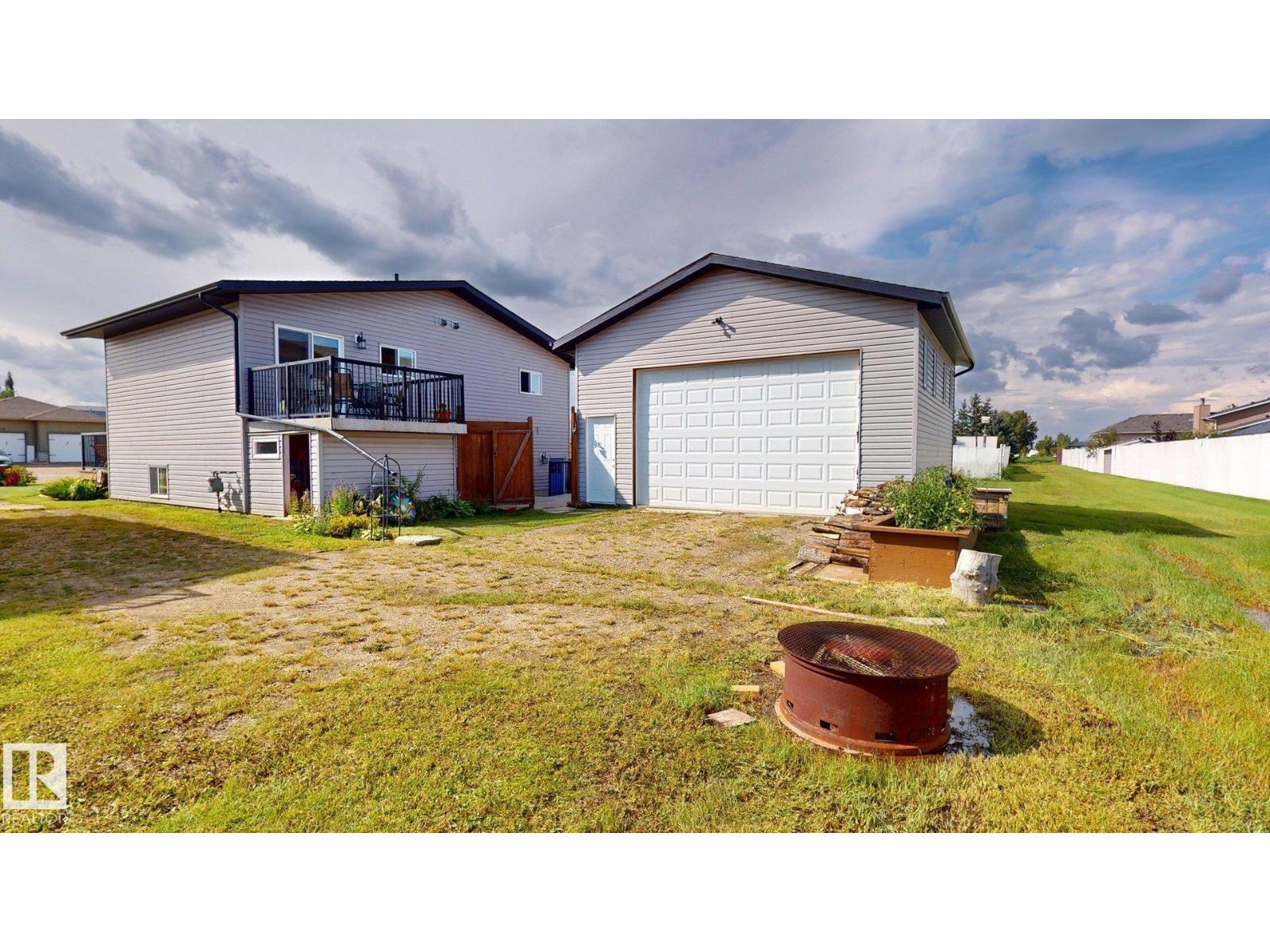 4825 55 St Property Photo 19