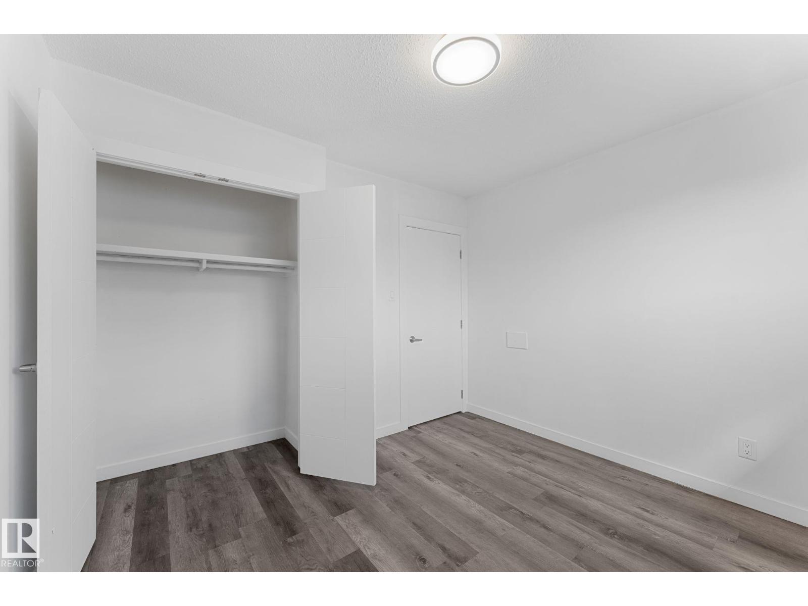 7823 136 Av Nw Property Photo 20