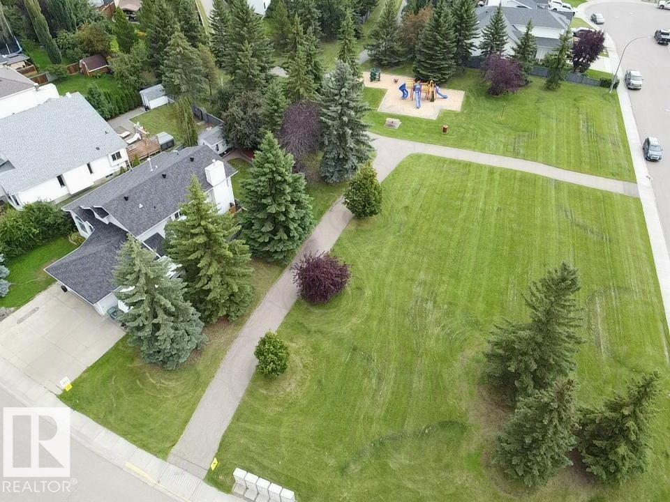 4705 43 St Property Photo 1