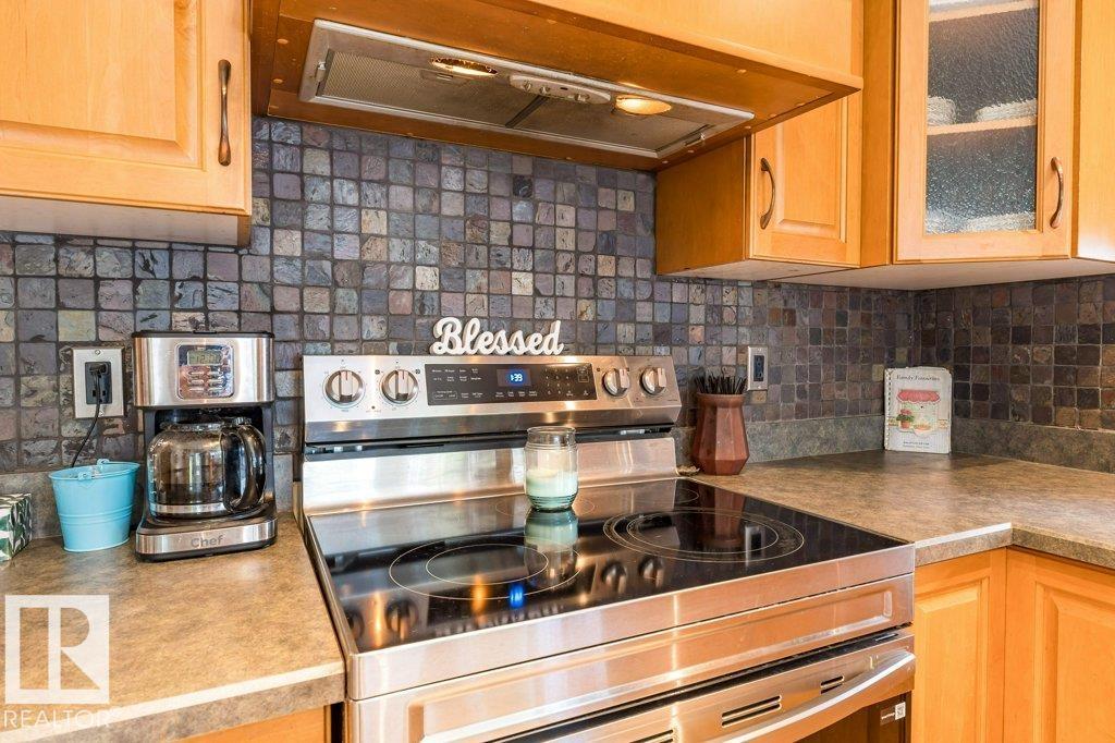 4705 43 St Property Photo 14
