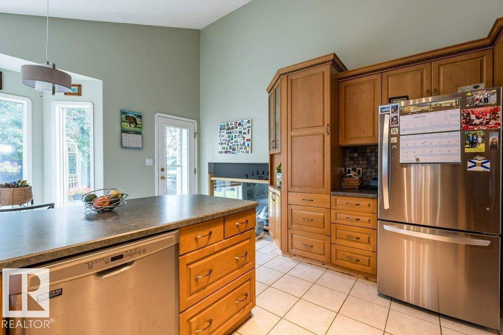 4705 43 St Property Photo 17