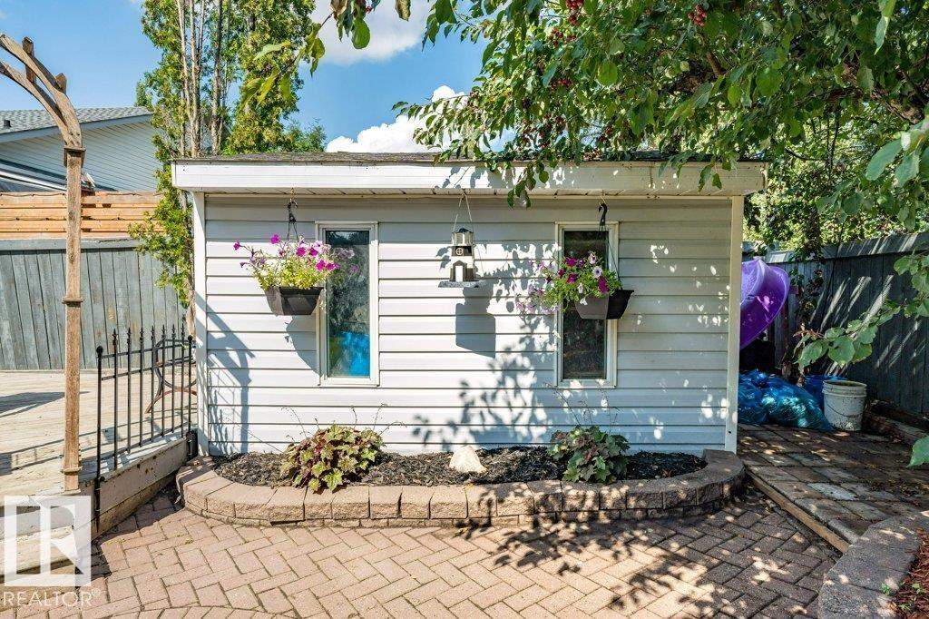 4705 43 St Property Photo 54