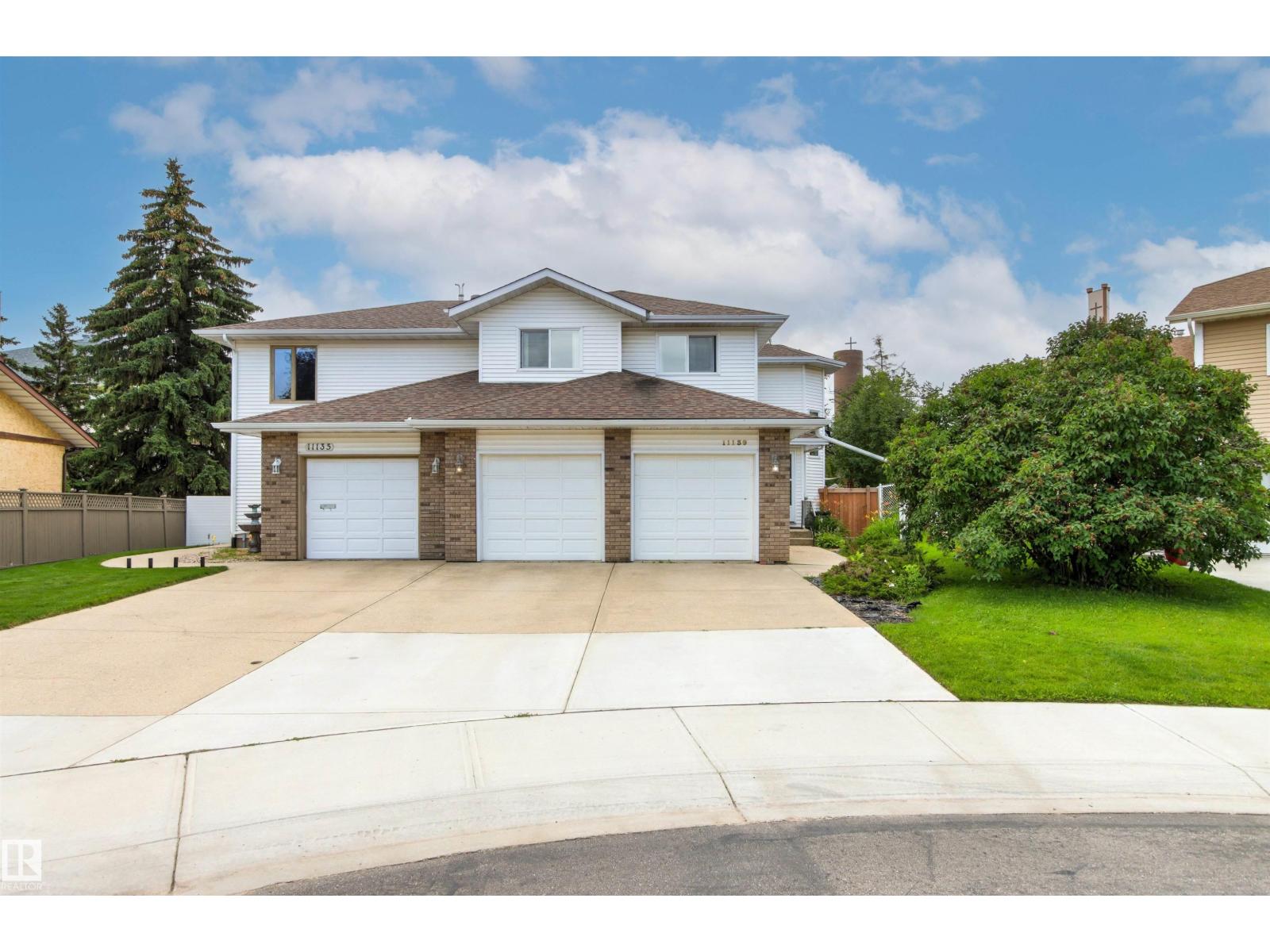 11139 157 AV NW Property Photo 1