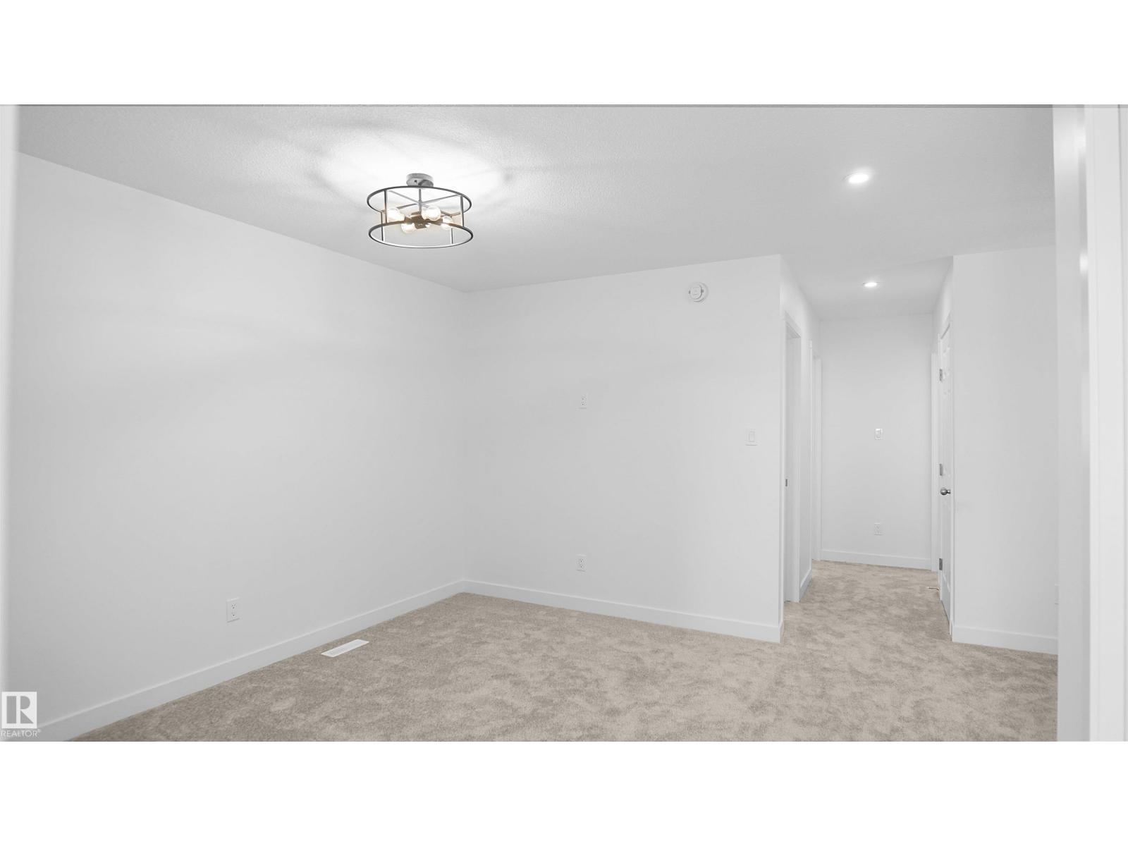 110 Juniper Wd Property Photo 23